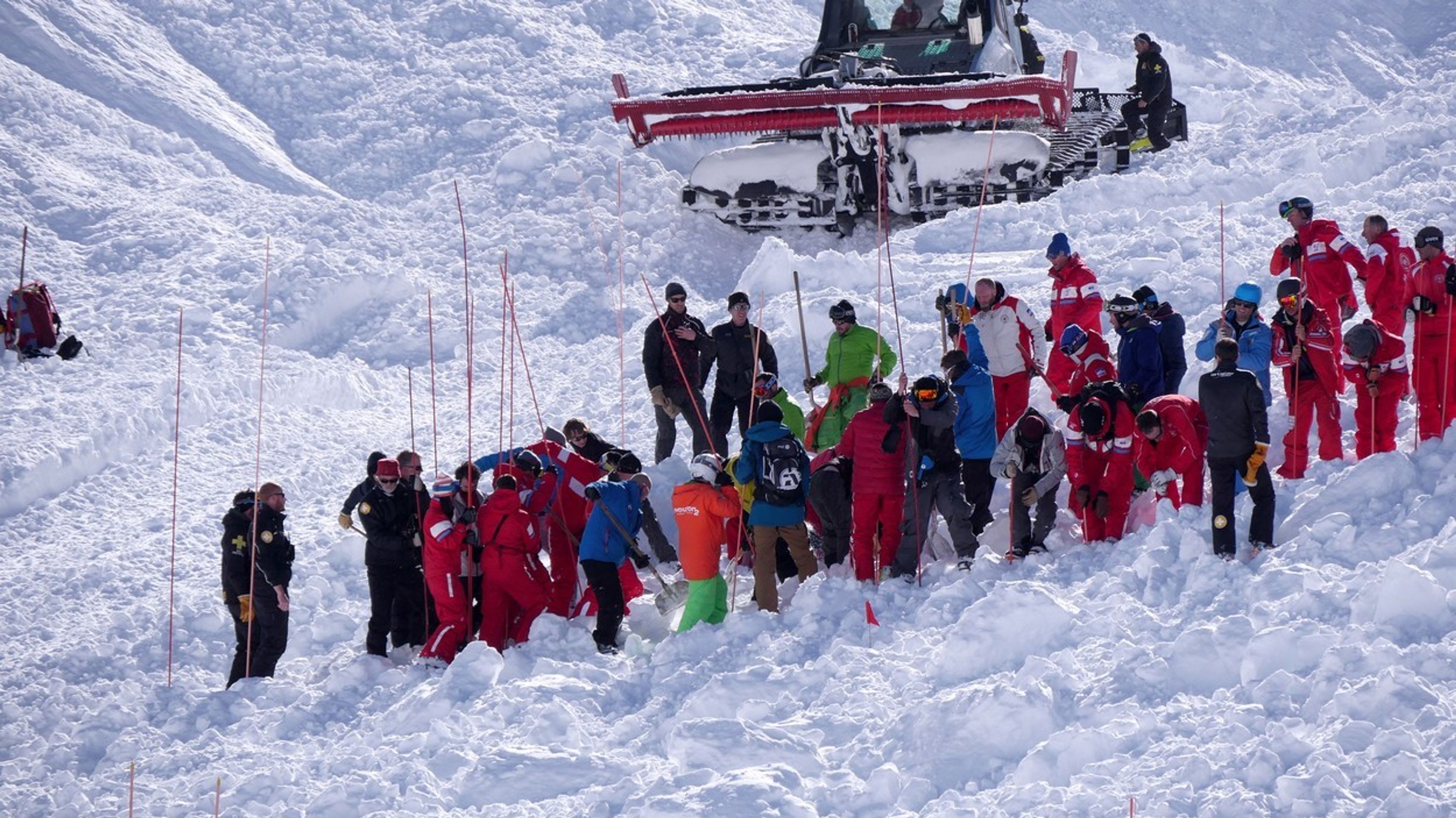 Lavina v alpském středisku Tignes - 4 - GALERIE: Lavina v alpském středisku Tignes (4/6)