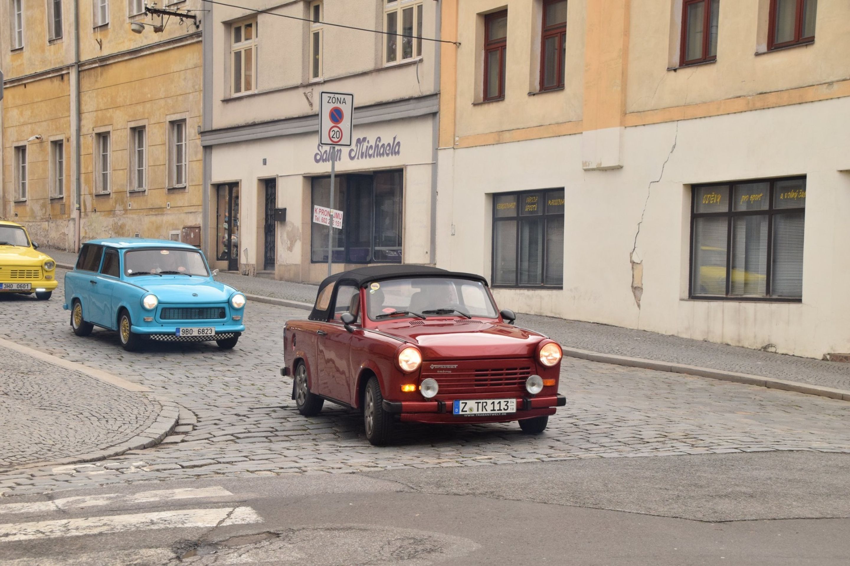 Legendární Trabant ve všemožných úpravách - 31 - Fotogalerie: Prohlédněte si trabanty ve všemožných úpravách (16/18)