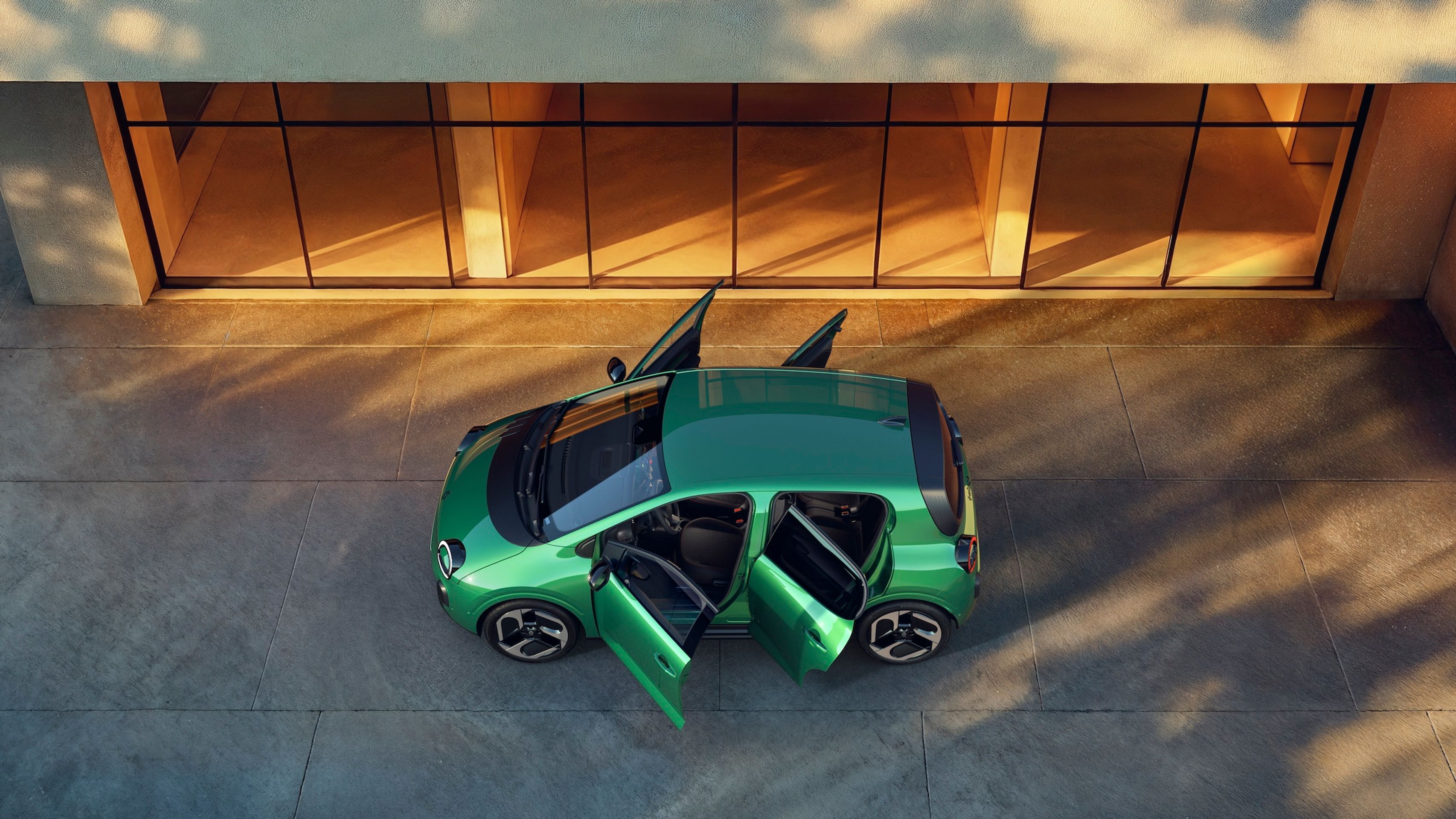 Renault Twingo E-Tech - Malé Twingo se vrací jako elektromobil (14/22)