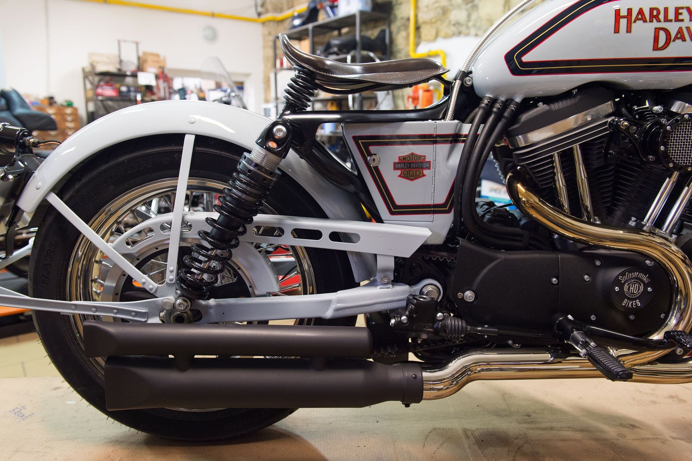 Retro přestavba Harley-Davidson - 10 - GALERIE: Retro přestavba Harley-Davidson (13/15)