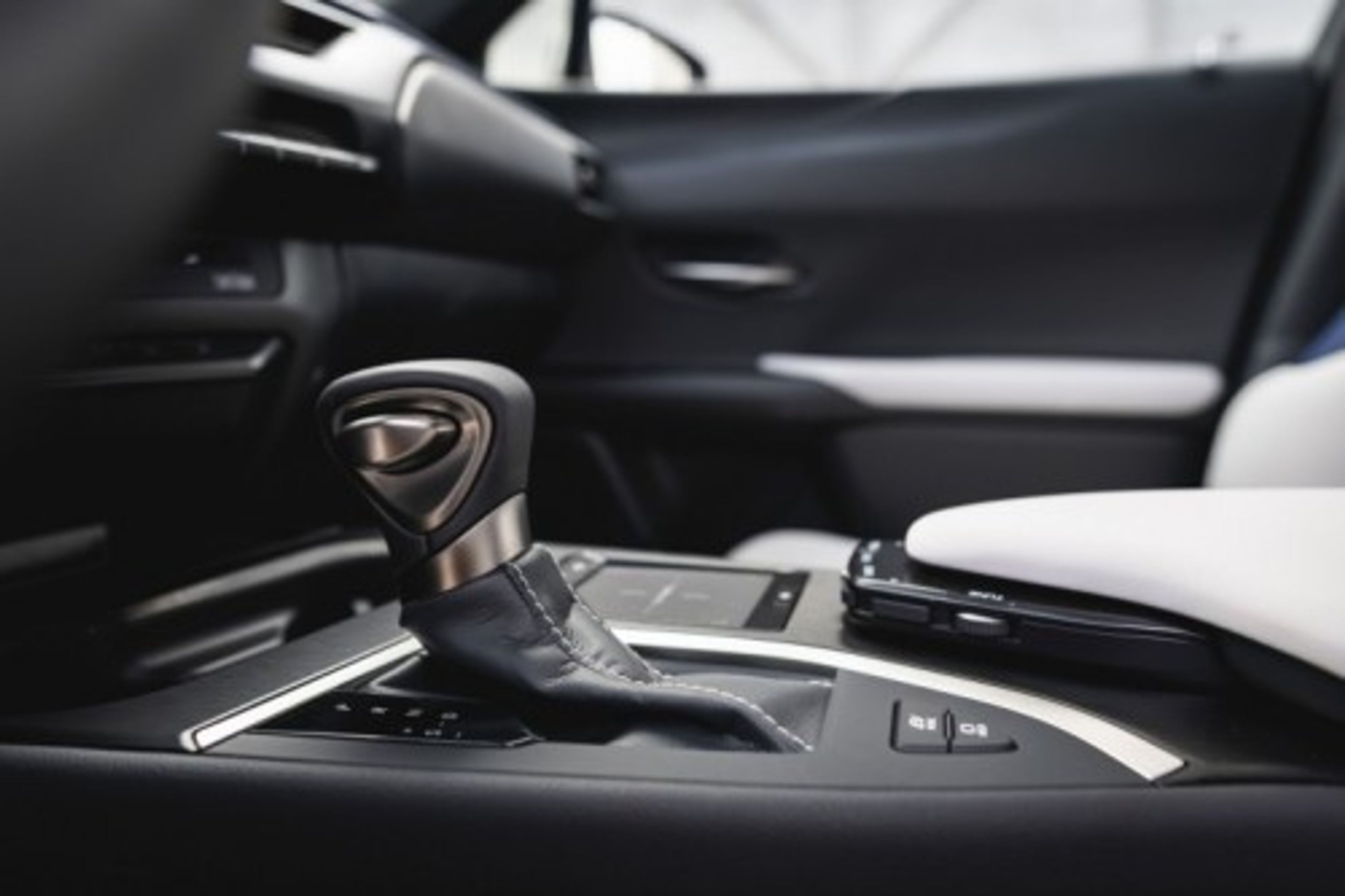 Lexus UX 250h - 33 - Fotogalerie: Crossover Lexus UX 250h (15/24)