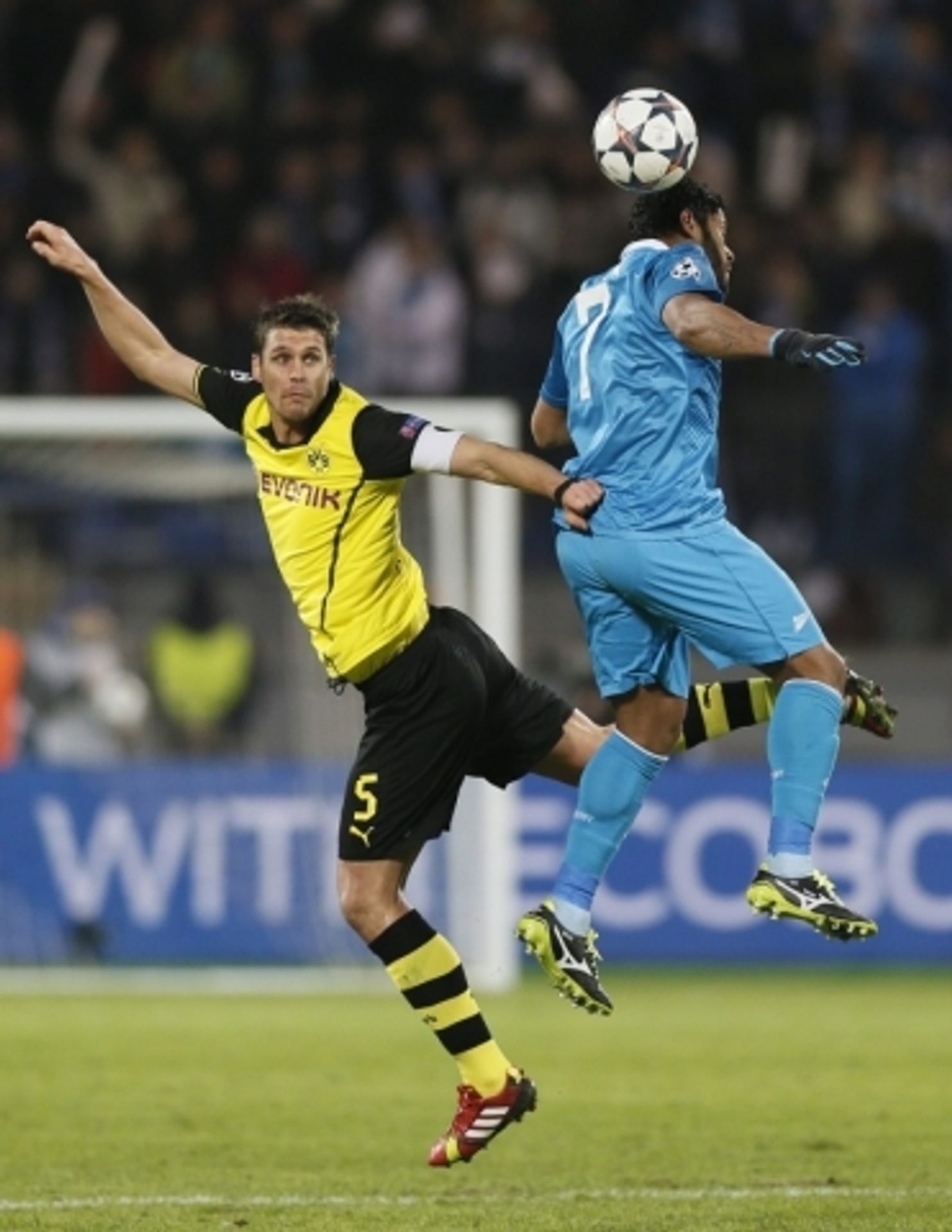 Dortmund porazil v Lize mistrů Petrohrad - 1 - GALERIE: Dortmund porazil v Lize mistrů Petrohrad (7/8)