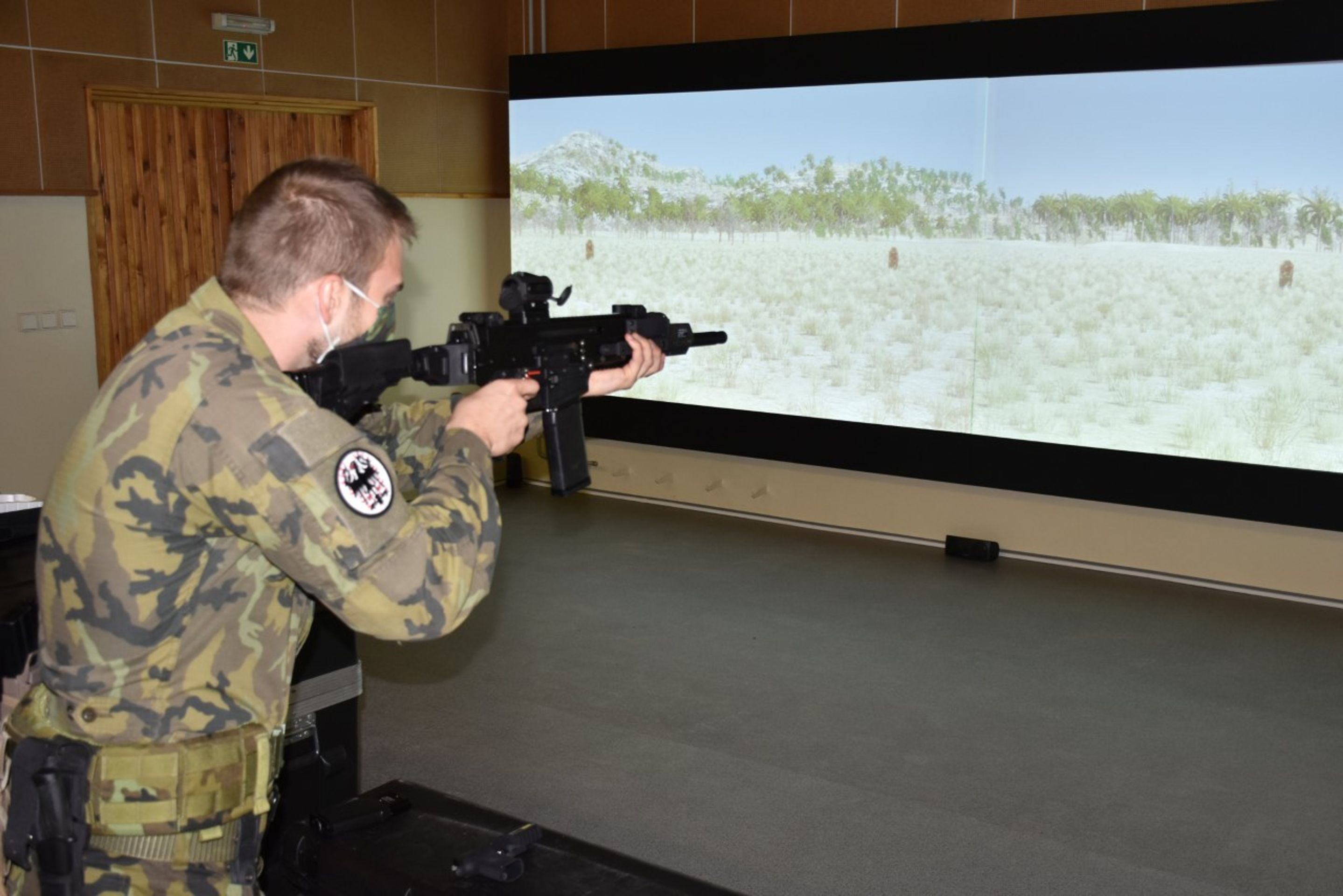 Vojáci v Táboře mají nový simulátor střelby - 4 - GALERIE: Nový simulátor střelby pro vojáky (3/3)