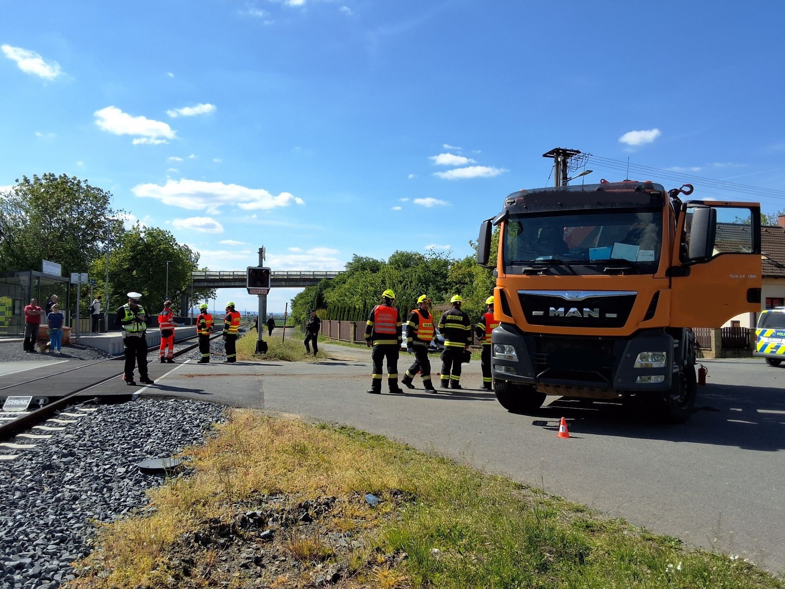 Střet vlaku s nákladním autem - Střet vlaku s nákladním autem (1/5)