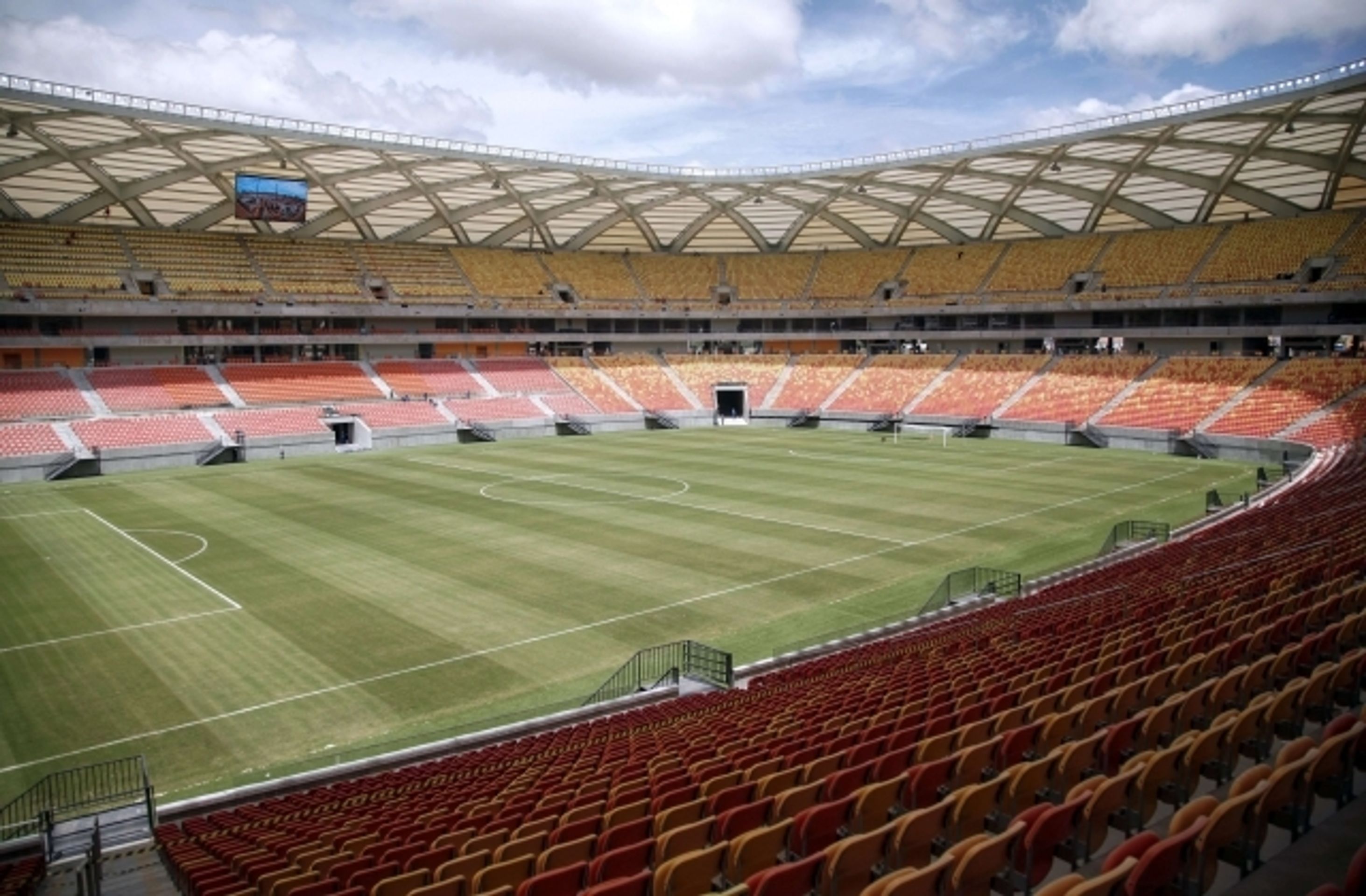Arena da Amazonia, Manaus, kapacita 42 374, diváků, domovský stánek klubu Nacional Manaus - GALERIE: Stadiony pro fotbalové MS 2014 (16/21)