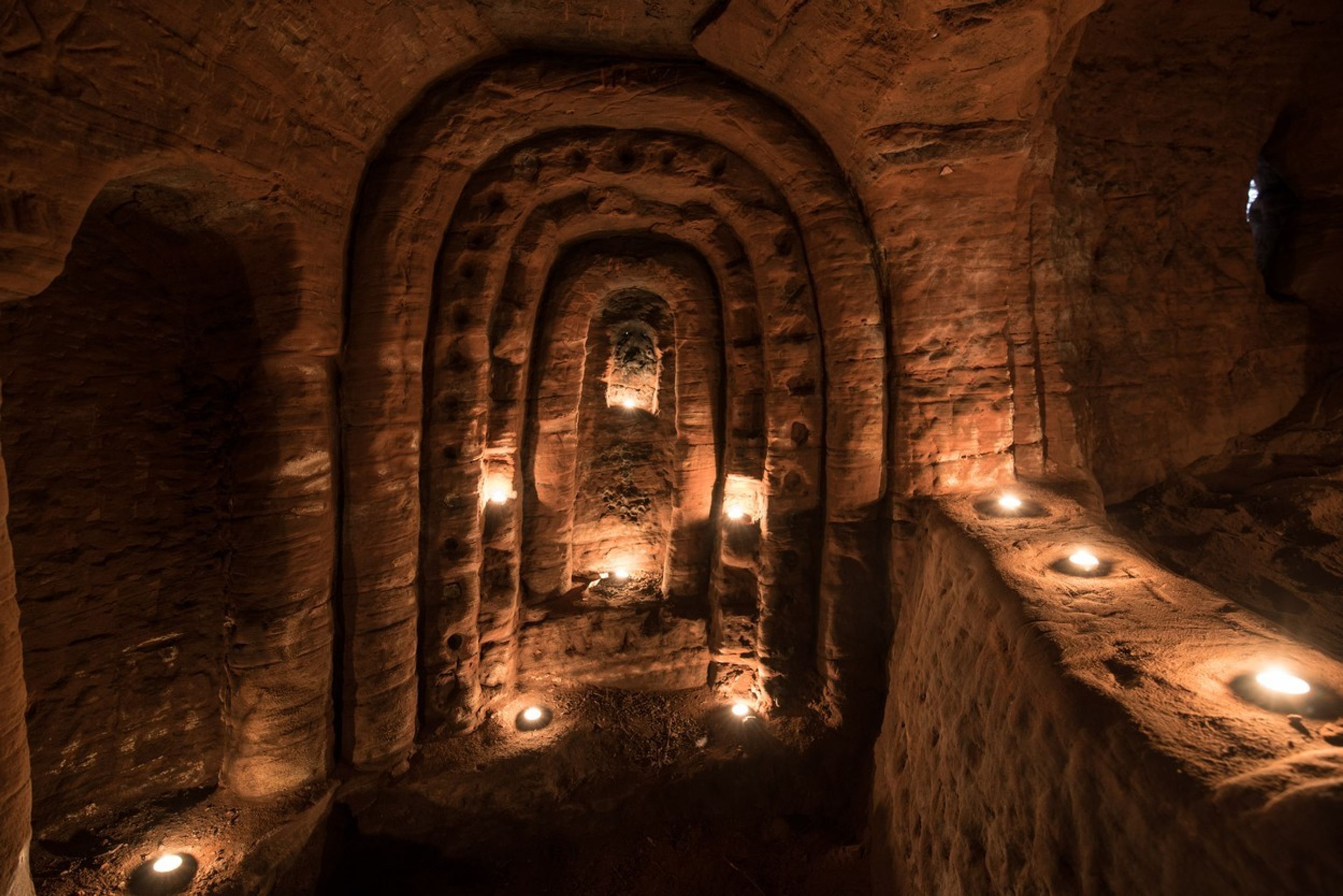 Králičí nora ukrývala 700 let starou templářskou jeskyni - 4 - GALERIE: Králičí nora ukrývala 700 let starou templářskou jeskyni (4/5)