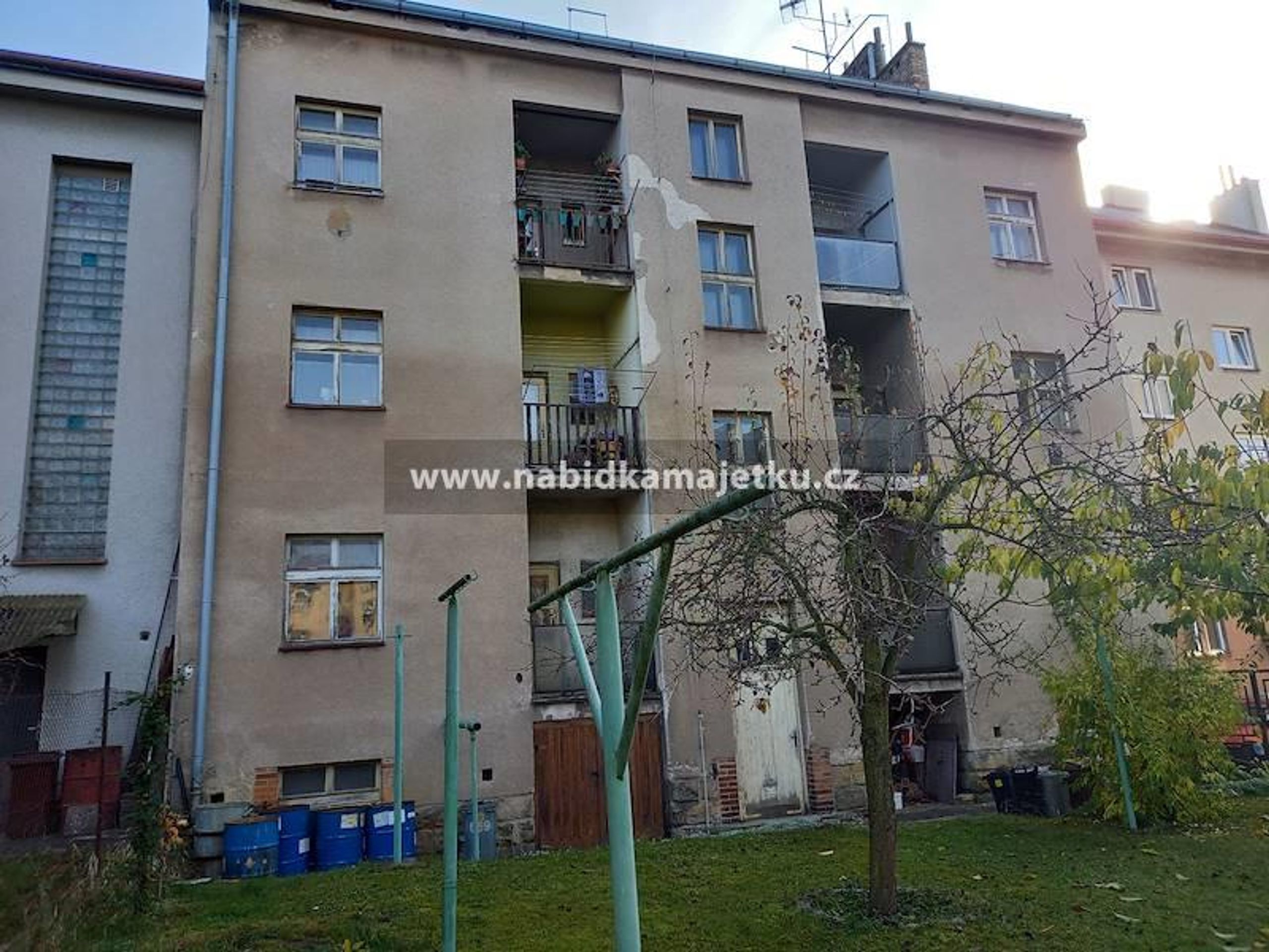 Bytový dům, Jičín - Stát rozprodává majetek (15/64)