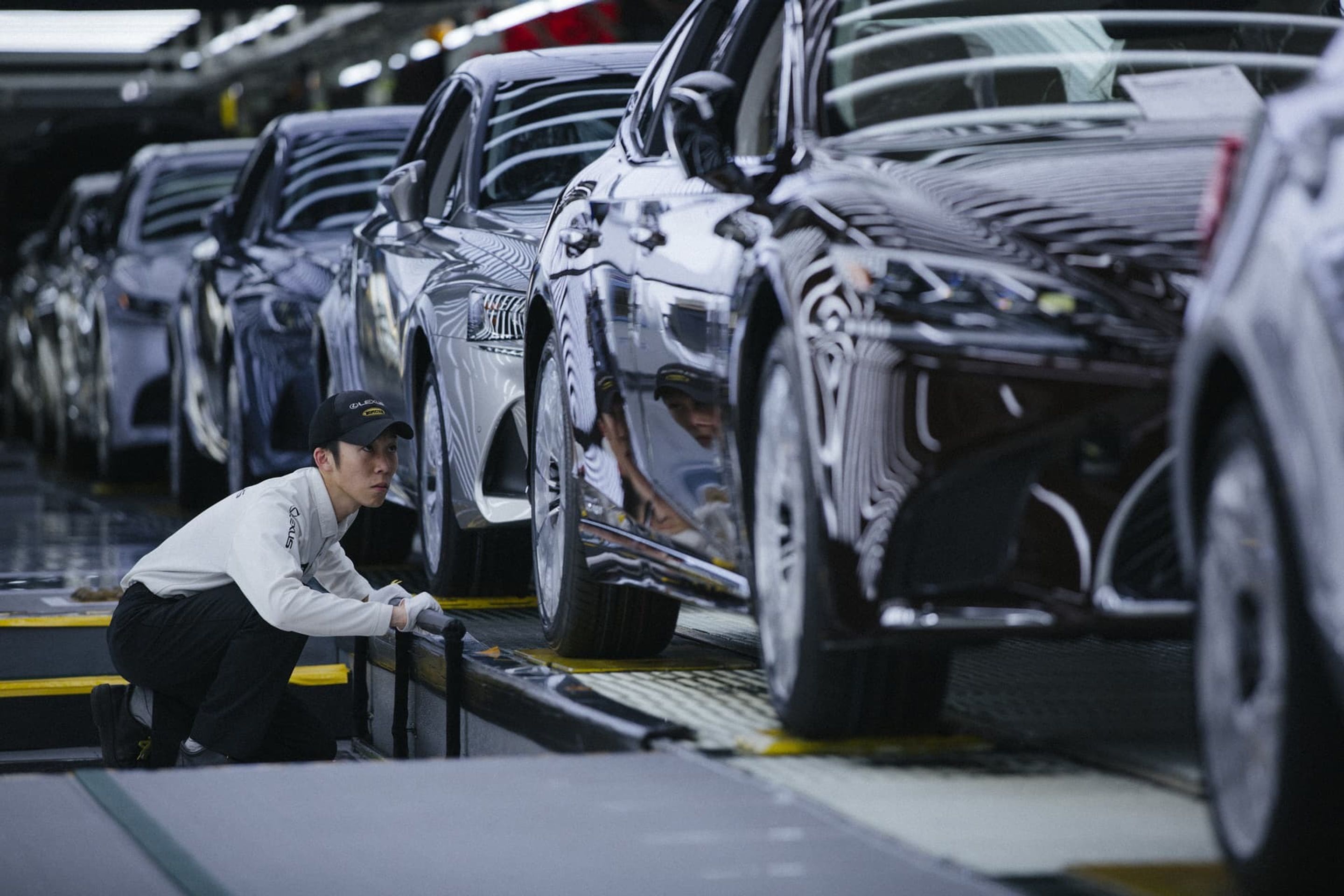 Mistři Takumi při kontrole vozů Lexus - 20 - Fotogalerie: Mistři Takumi v akci (6/15)