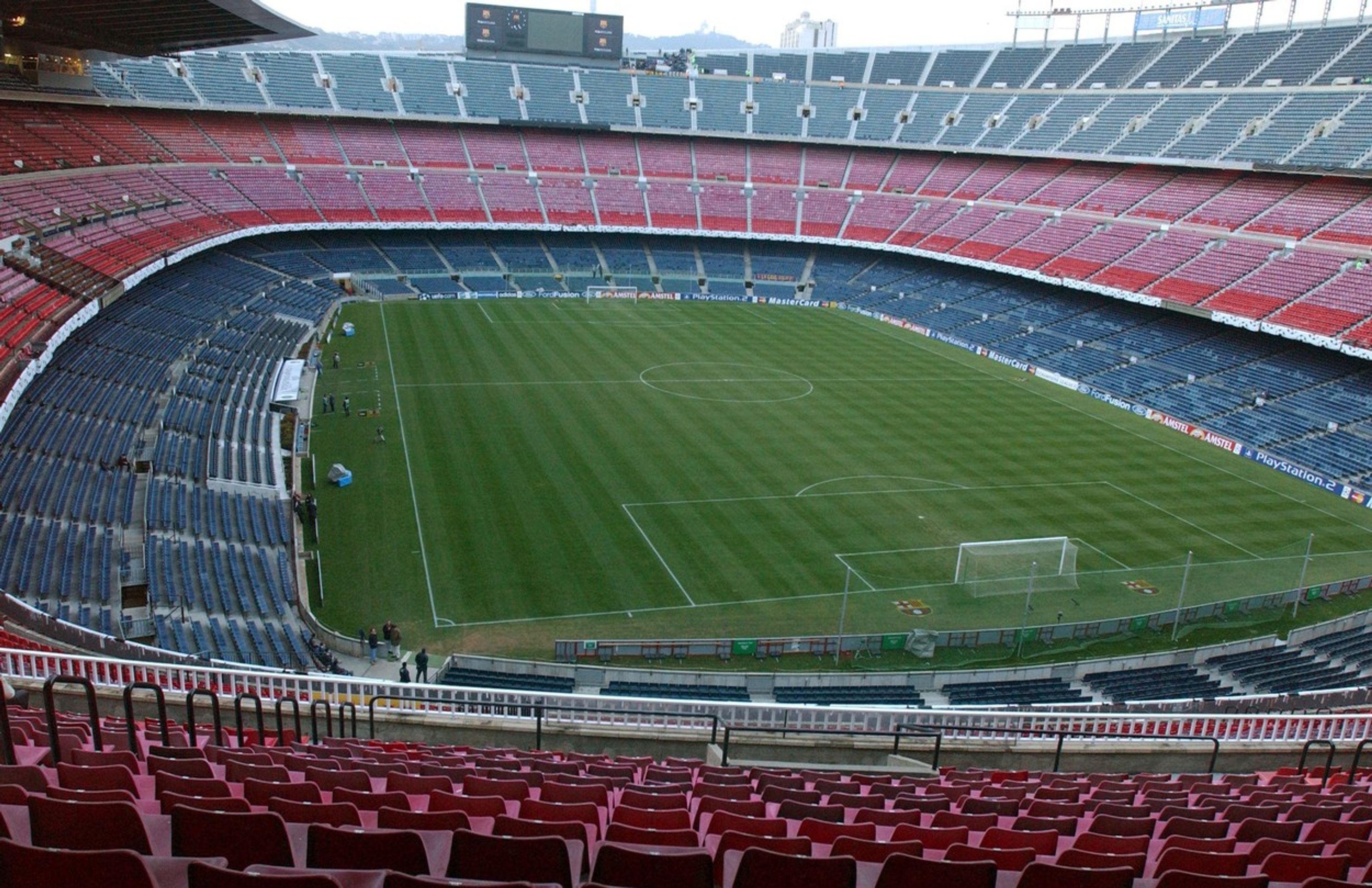 Nou Camp - GALERIE: 10 největších fotbalových stadionů v Evropě (2/10)