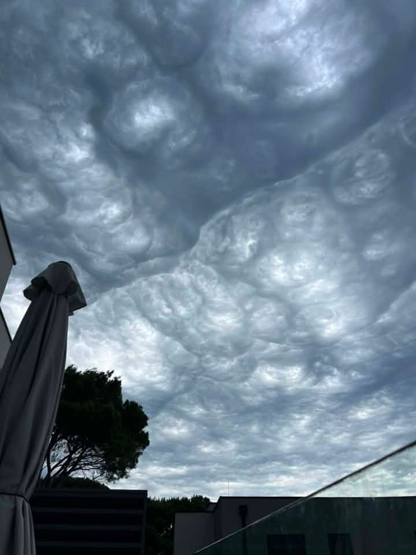 Asperitas nad Jadranem - Asperitas nad Jadranem (8/12)