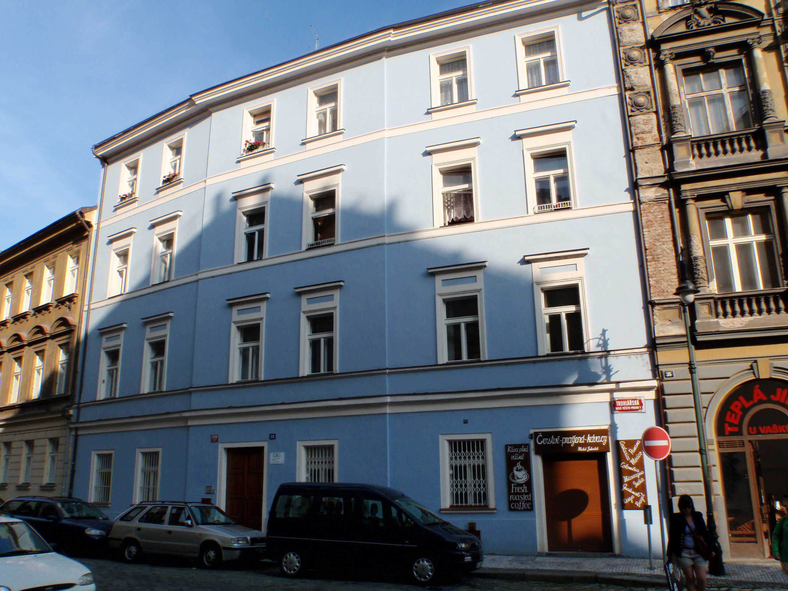 Truhlářská 33, Praha 1 (1) - Praha spouští elektronické aukce městských bytů (1/37)