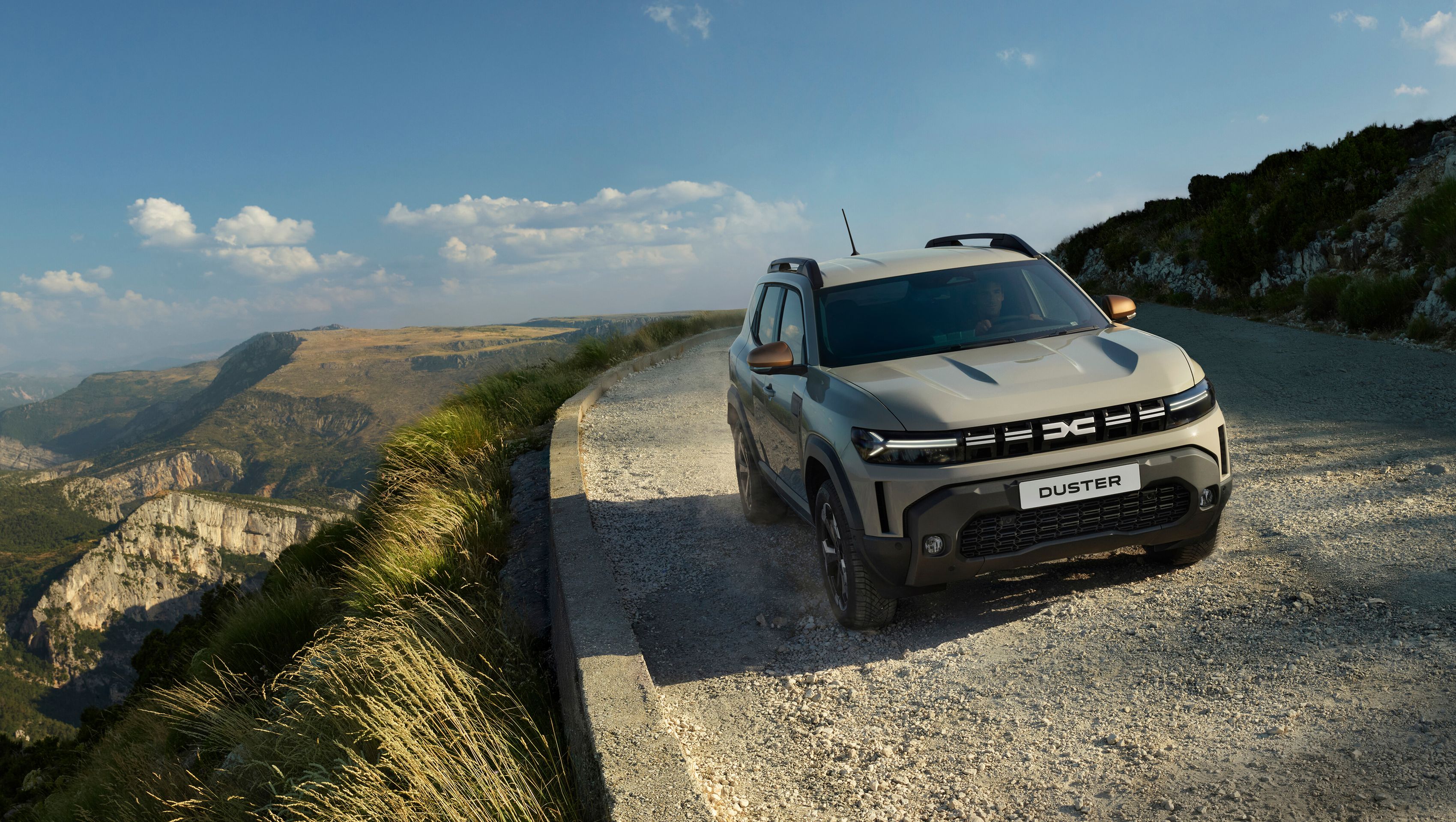 Dacia Duster Hybrid G 150 4X4 - Dacia Duster Hybrid G 150 4X4 (2/9)