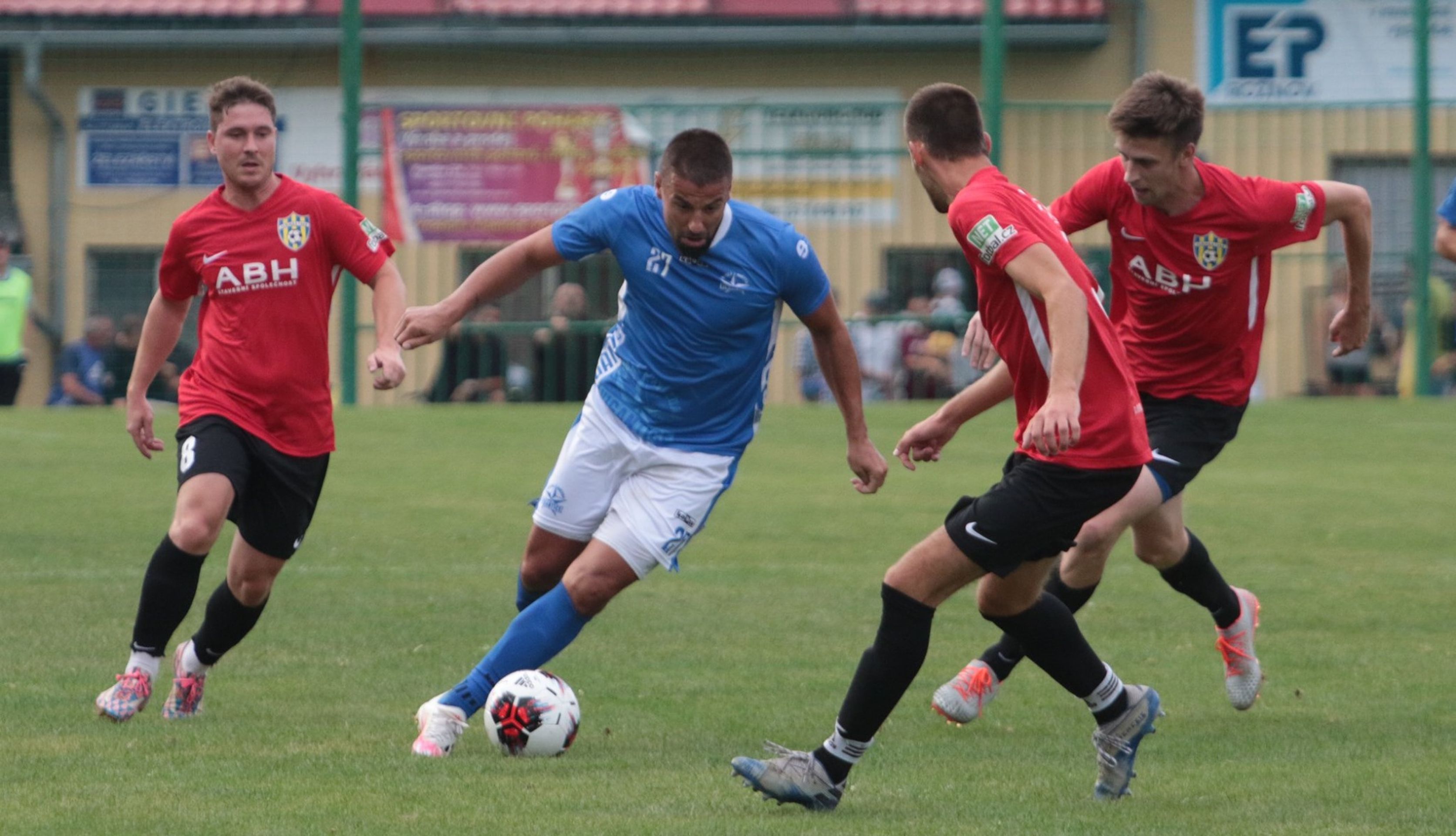 Milan Baroš - Milan Baroš nastoupil za rodné Vigantice (8/10)