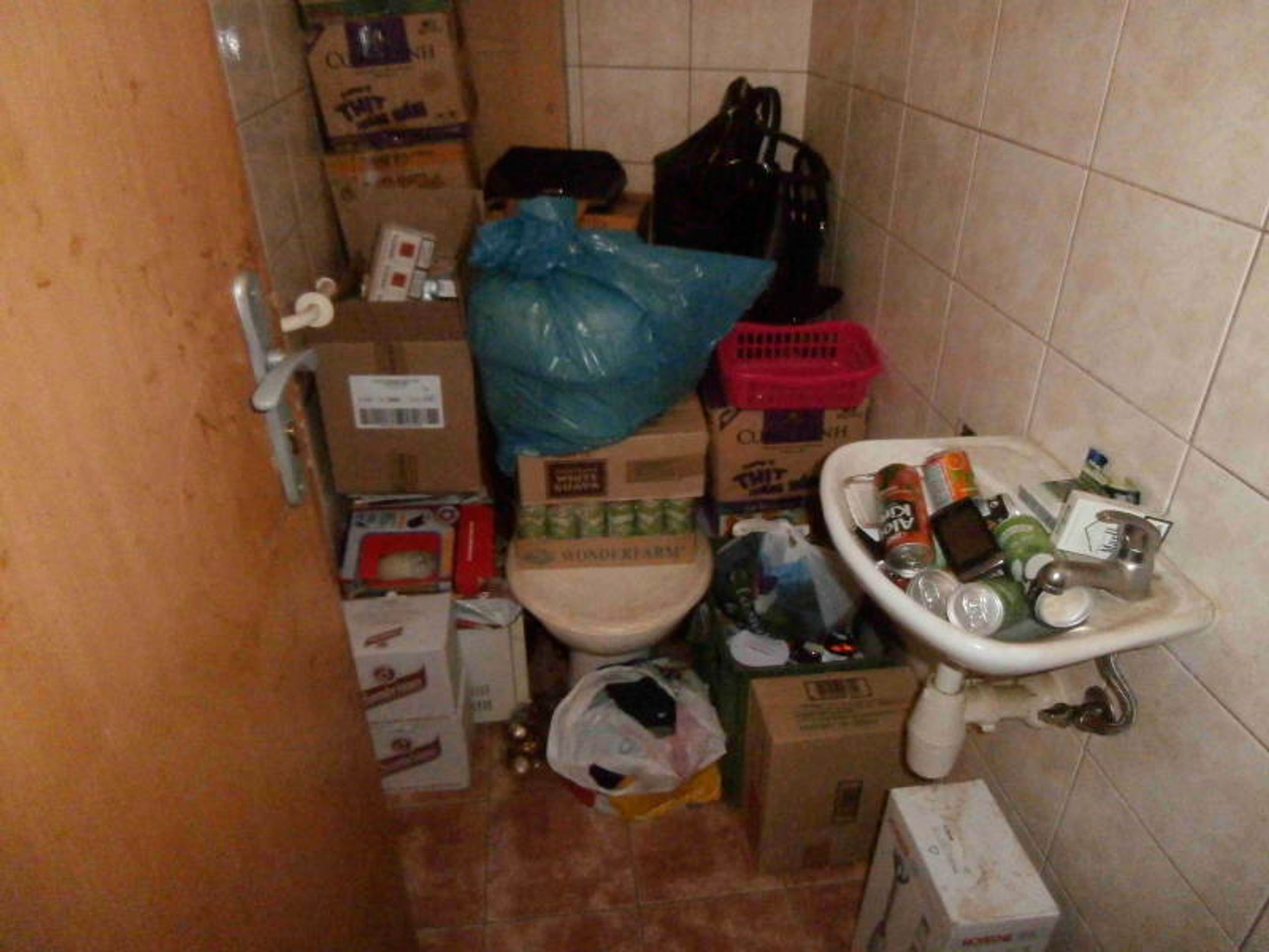 Hygiena uzavřela další provozovny - QAHI, Bělé pod Bezdězem - 1 - GALERIE: Hygiena uzavřela další provozovny (24/28)