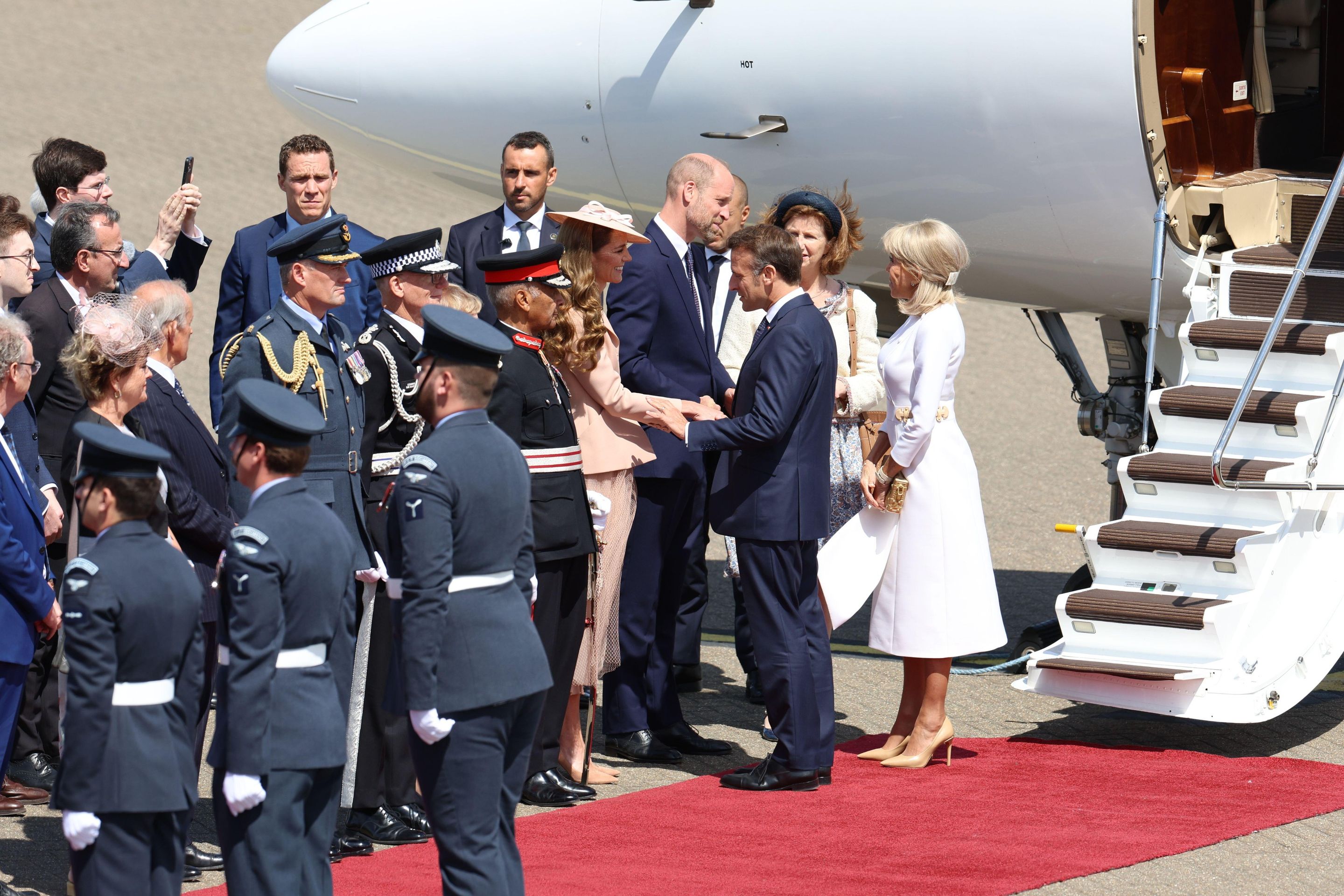 Emmanuel Macron - Emmanuel Macron na návštěvě Velké Británie (2/3)