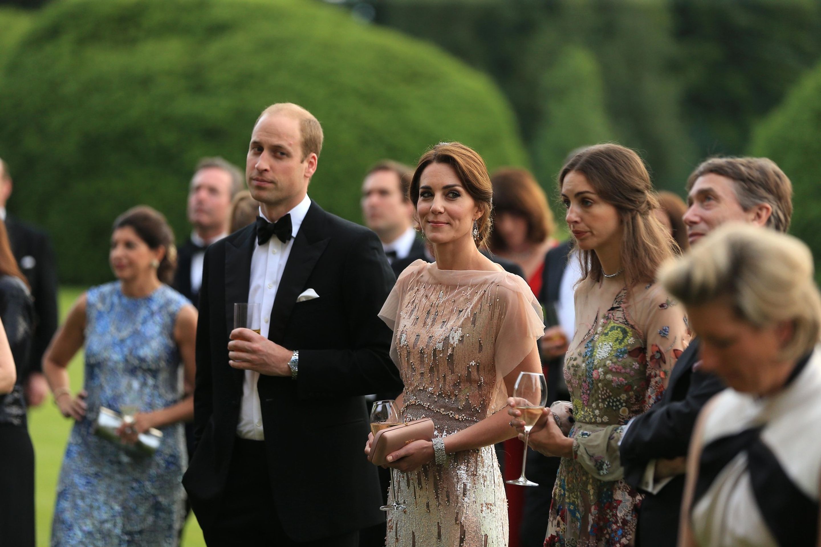 Princ William, princezna Kate a Sarah Rose Hanburyová, 22. 6. 2016 - Sarah Rose Hanburyová (1/5)