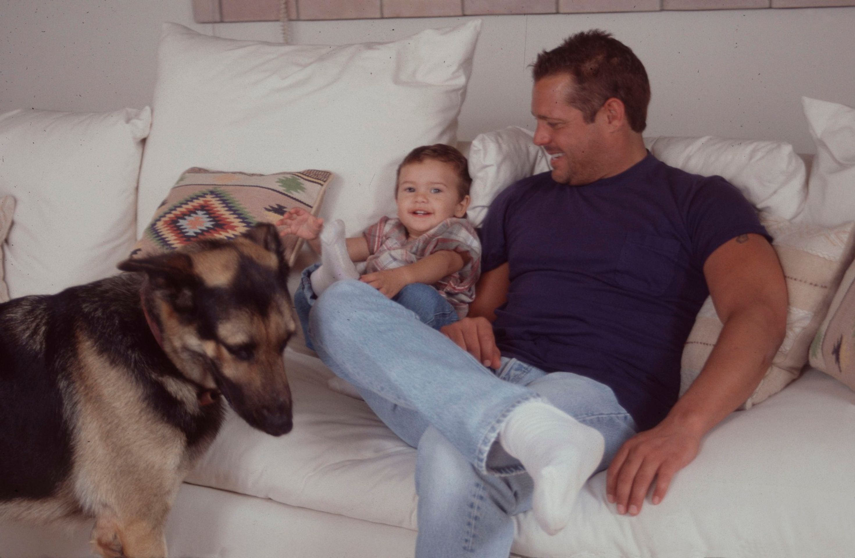 Chad McQueen se synem Stevenem R. McQueenem, 1. 4. 1991 - Chad McQueen (3/5)