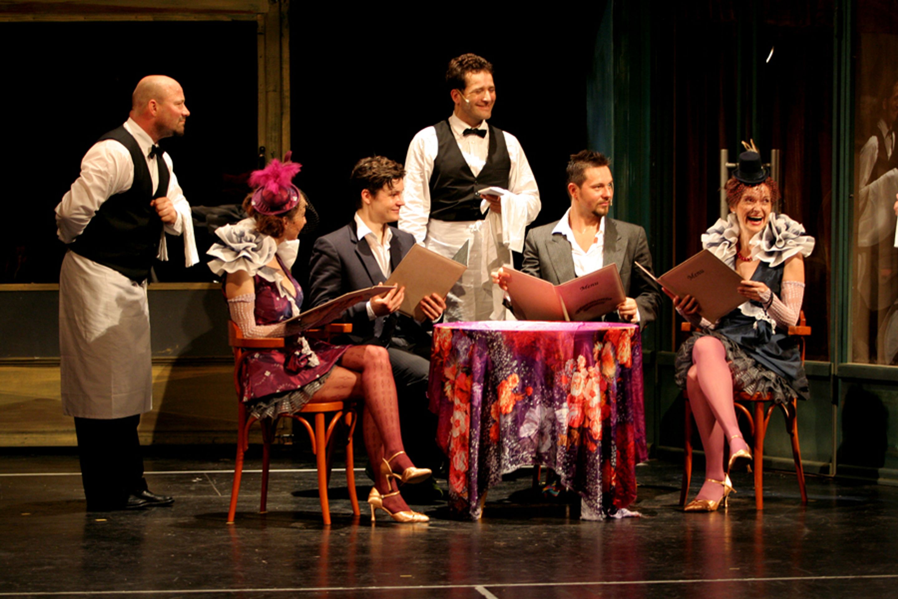 Hello Dolly - 3 - GALERIE: Hello Dolly (2/6)