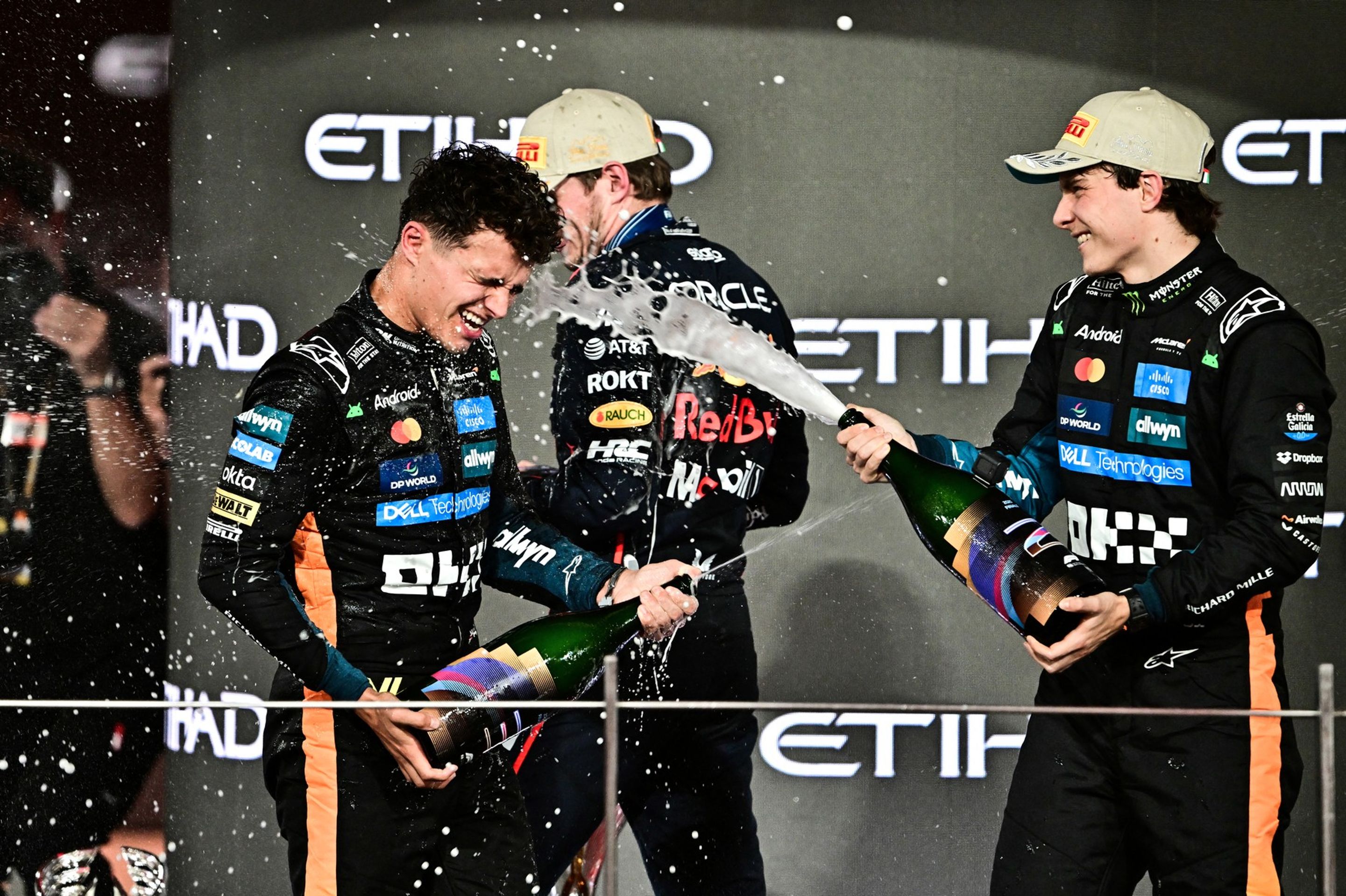 Lando Norris slaví titul mistra světa F1 - Lando Norris slaví titul v F1 (1/10)