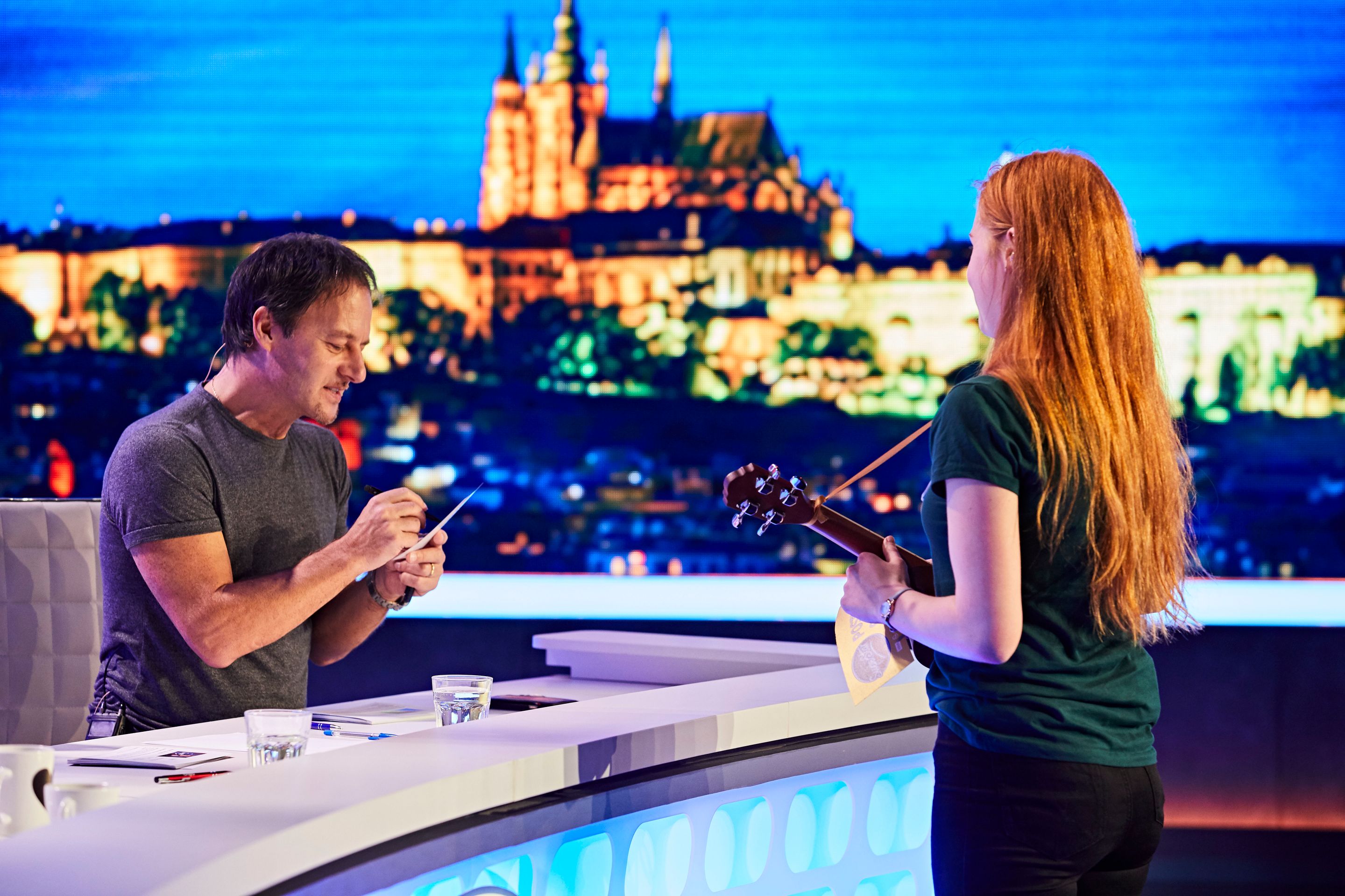 SuperStar: Dívka přišla s fotkou polonahého Habery - 2 - GALERIE: Soutěžící přišla s fotkou polonahého Habery (4/5)