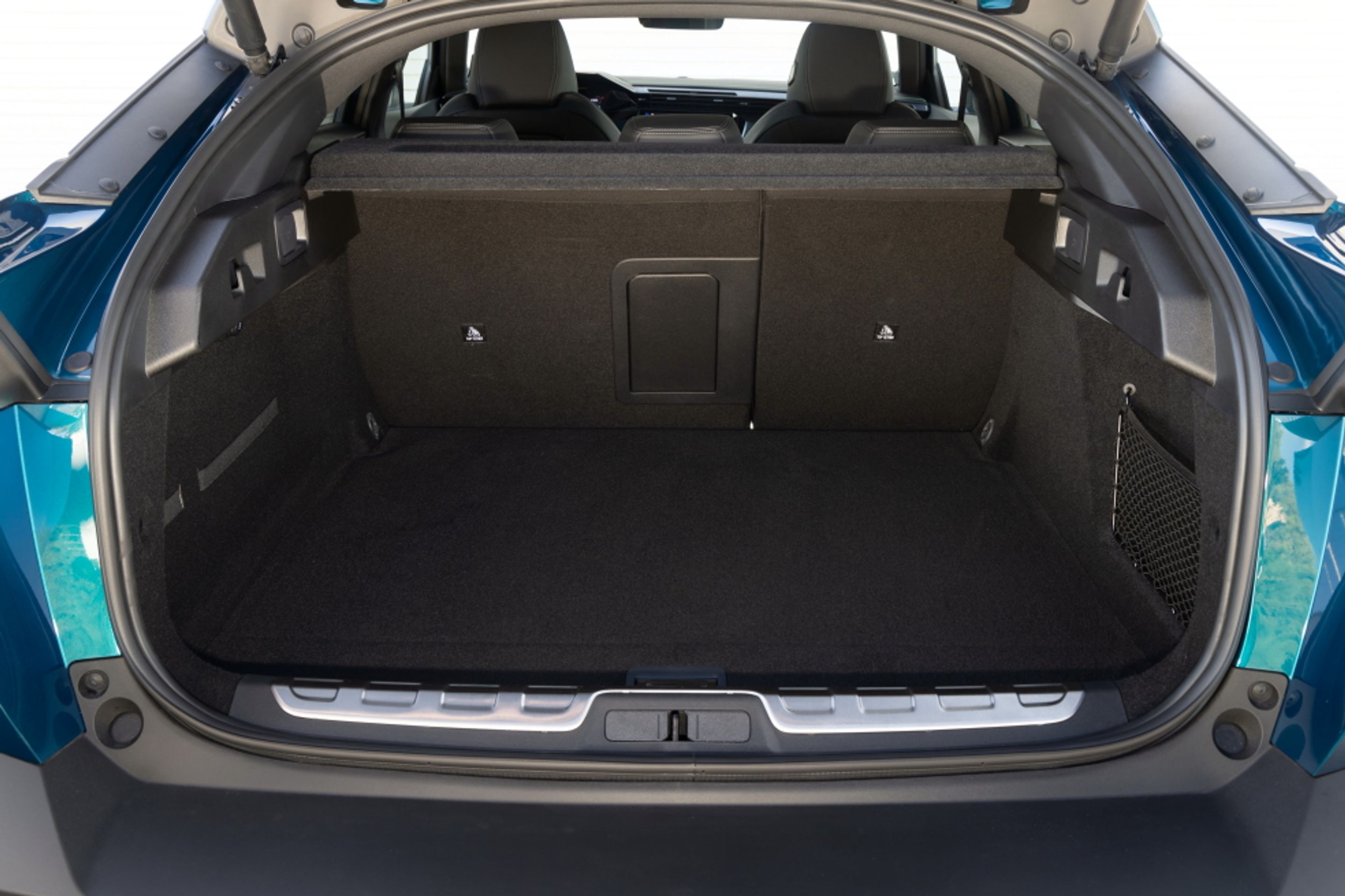 Peugeot 408 - Originální kříženec Peugeot 408 (14/16)