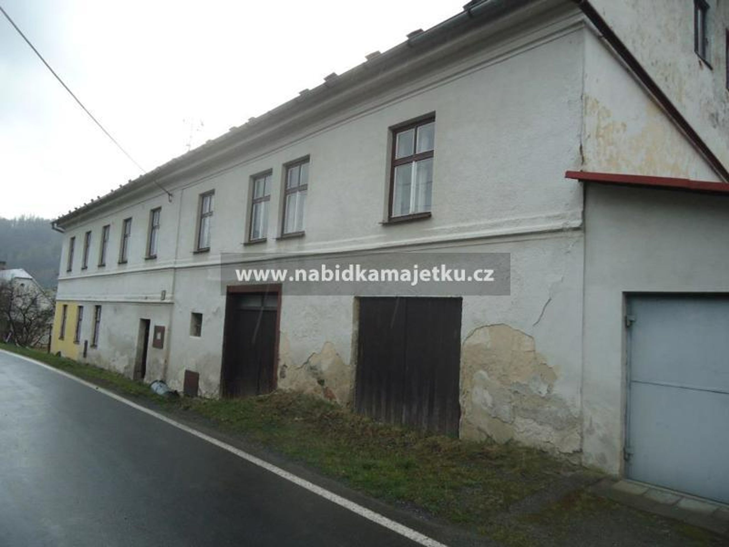 Prodej majetku Budova s pozemkem, Bruntál (15) - Nabídka majetku státu (23/115)