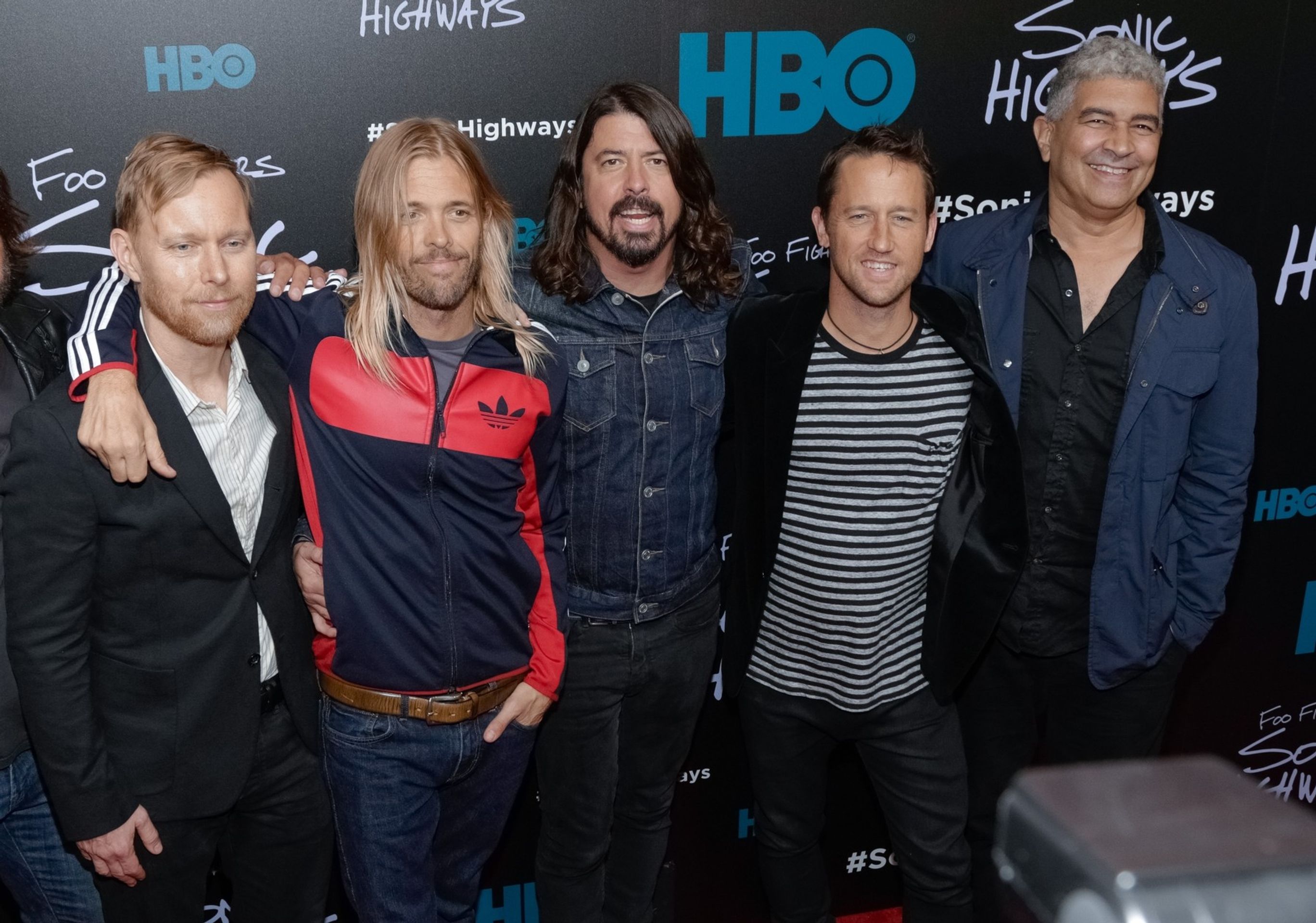 Bubeník Taylor Hawkins - Smrt bubeníka skupiny Foo Fighters (3/6)