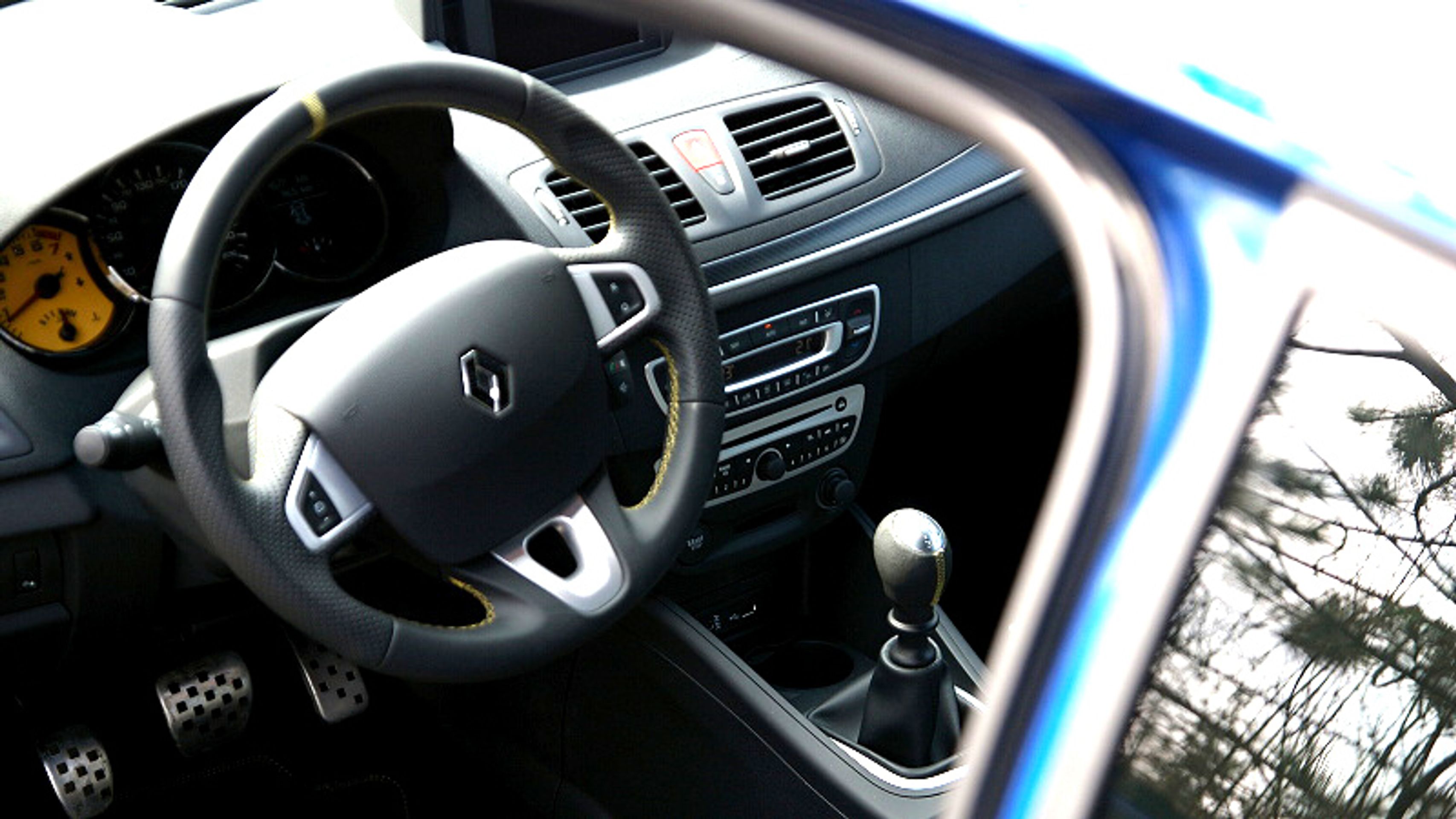 Renault Mégane RS - 7 - GALERIE Renault Mégane RS (7/7)