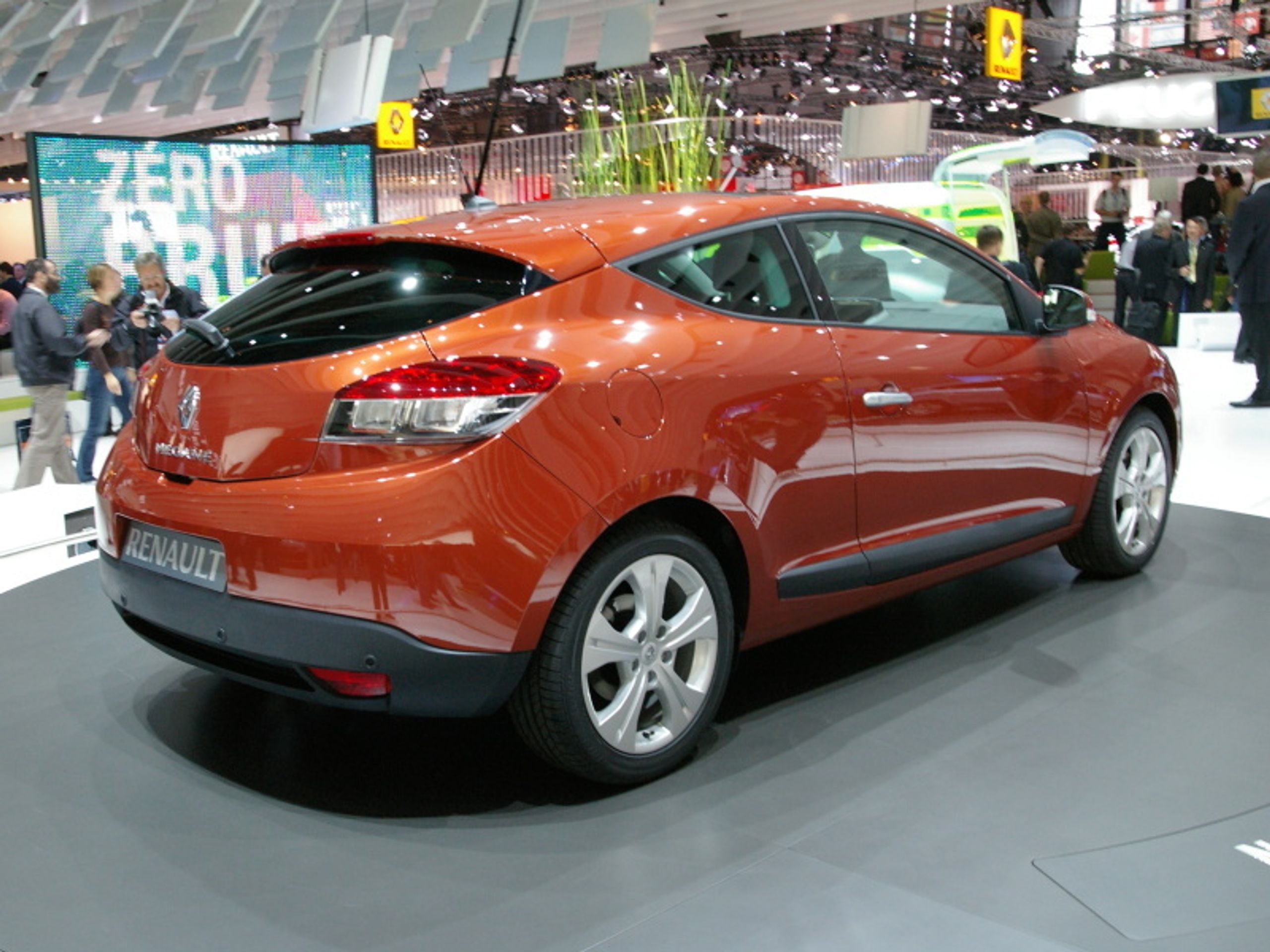 Renault Mégane Coupé - GALERIE paříž sériovky (6/36)
