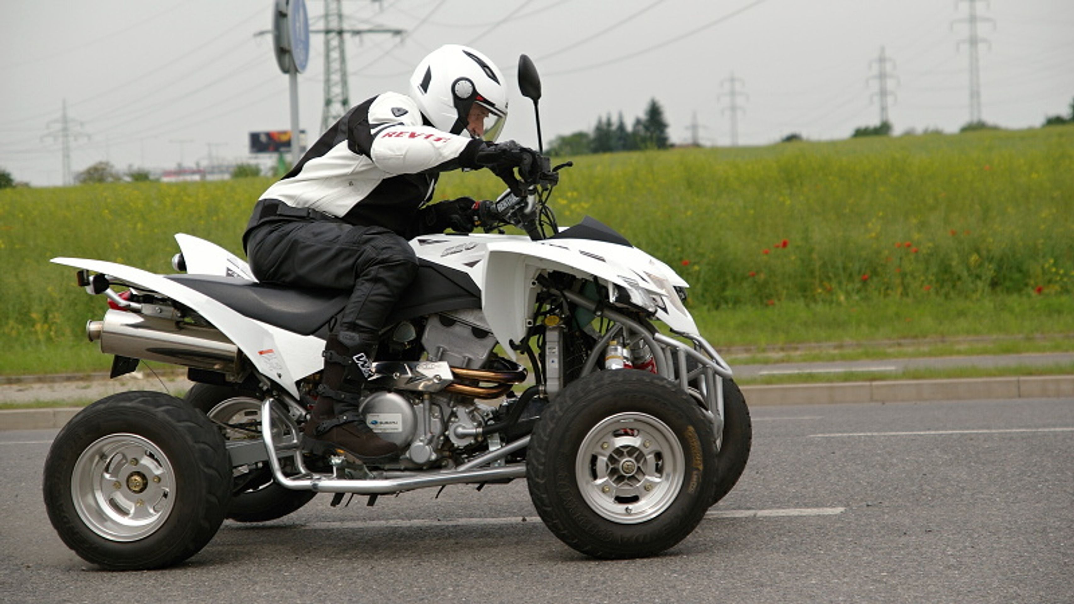 čtyřkolka SMC RAM 520RR Onroad Edition - 2 - GALERIE čtyřkolka SMC RAM 520RR Onroad Edition (3/17)