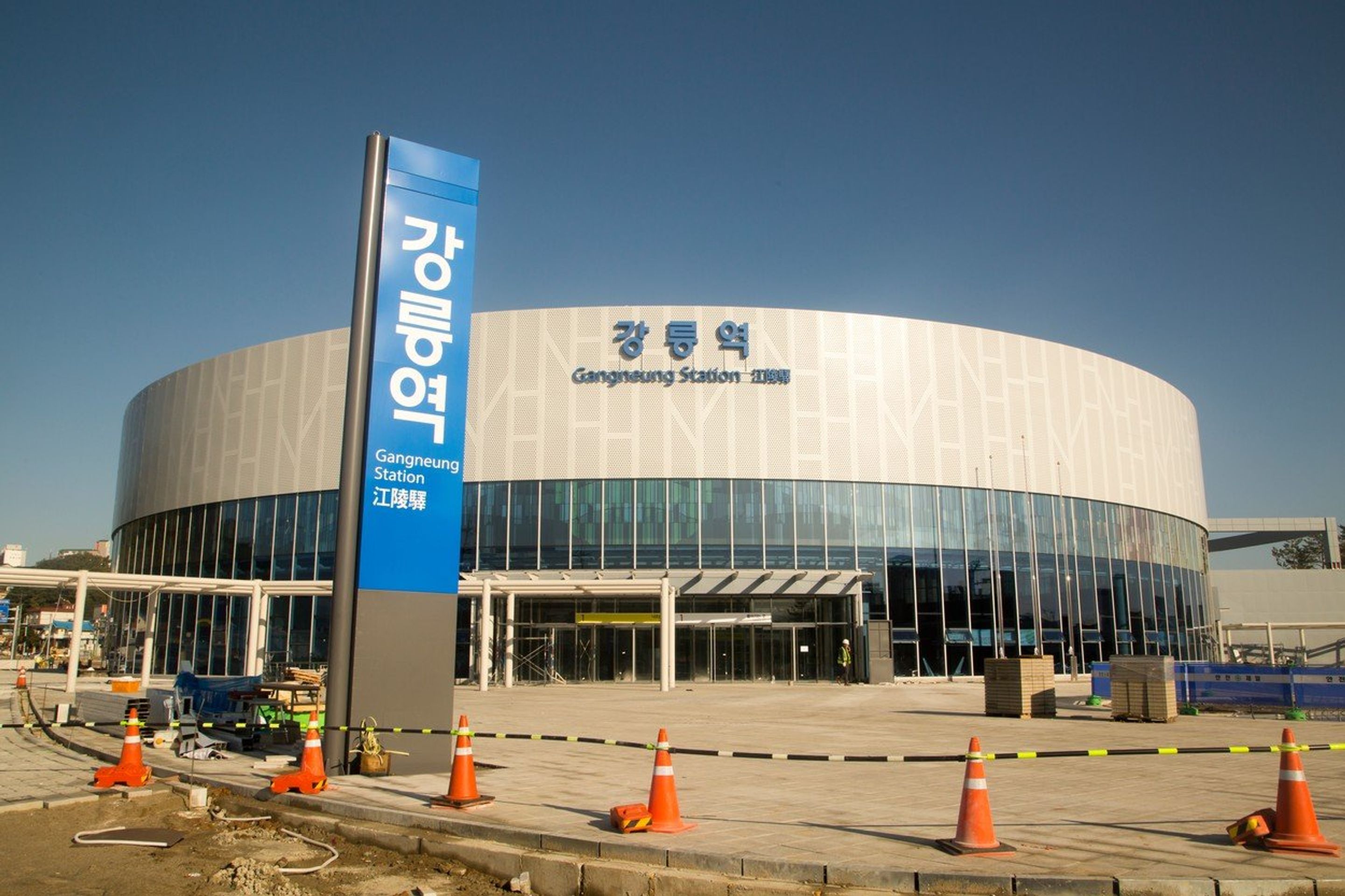 Hokejový stadion v Pchjongčchangu - GALERIE: Olympijský sportovní areál Pchjongčchang (4/7)