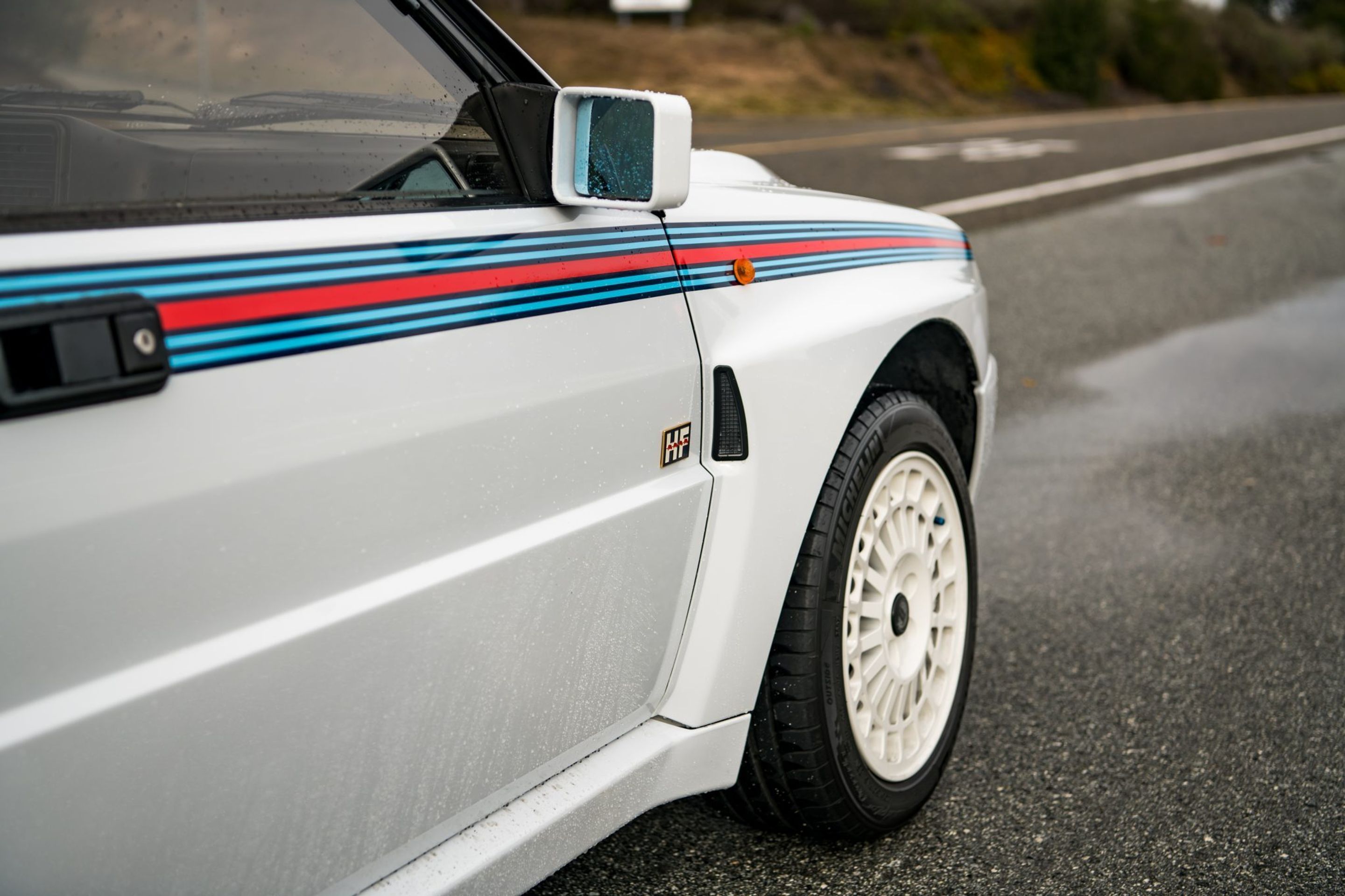 Lancia Delta Integrale Martini 5 Evoluzione - 32 - Fotogalerie: Skoro třicet let stará, ale pořád krásná Lancia Delta (19/20)