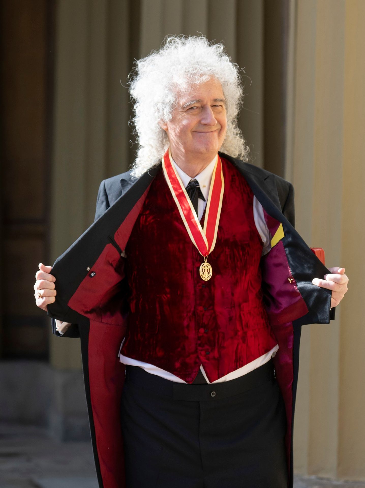 Brian May je oficiálně rytířem Britského impéria a má titul Sir, 14. 3. 2023 - Brian May (4/5)