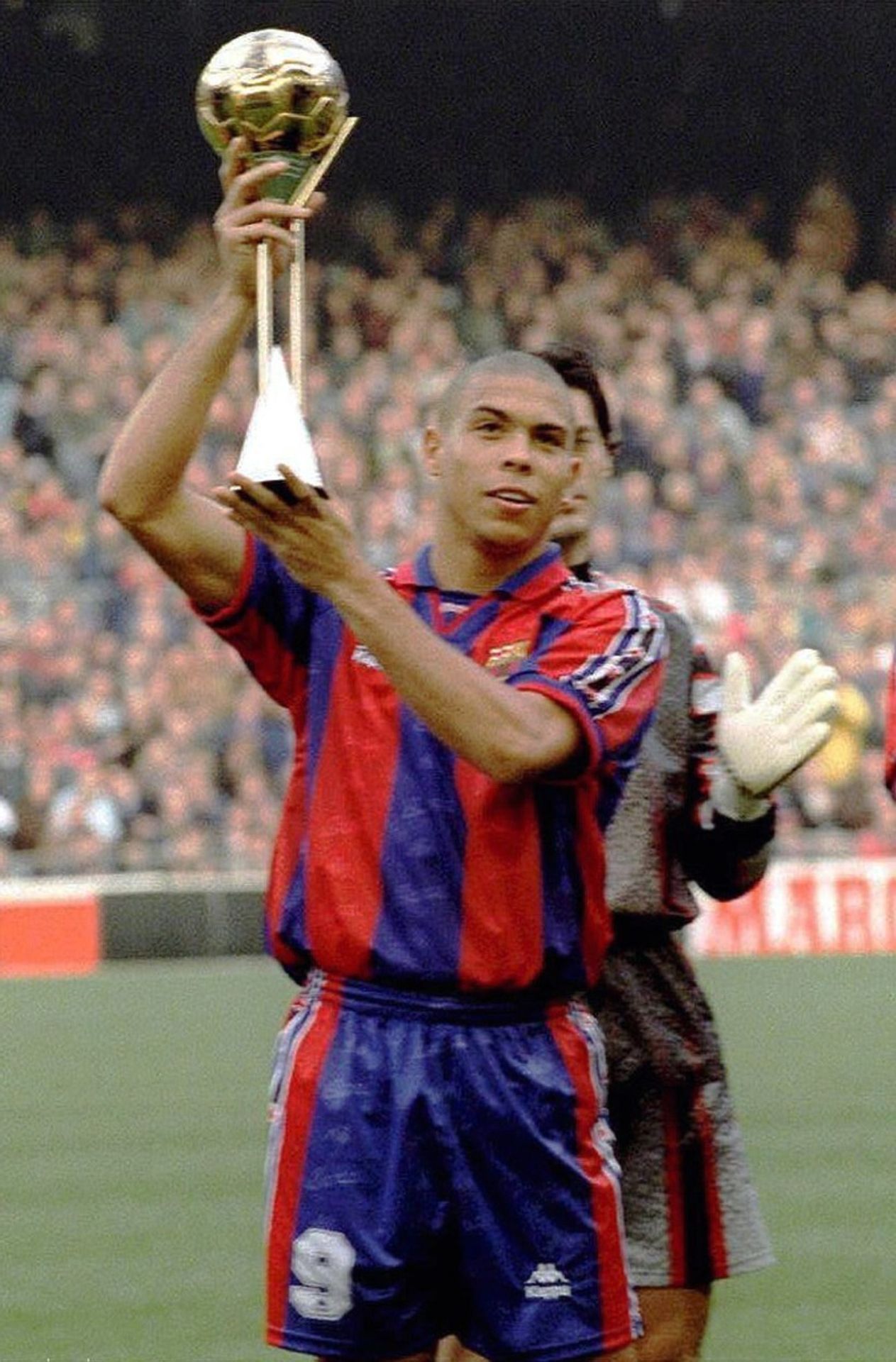 Ronaldo - 2 - Ronaldo - před 20 lety nejdražší hráč světa (3/6)