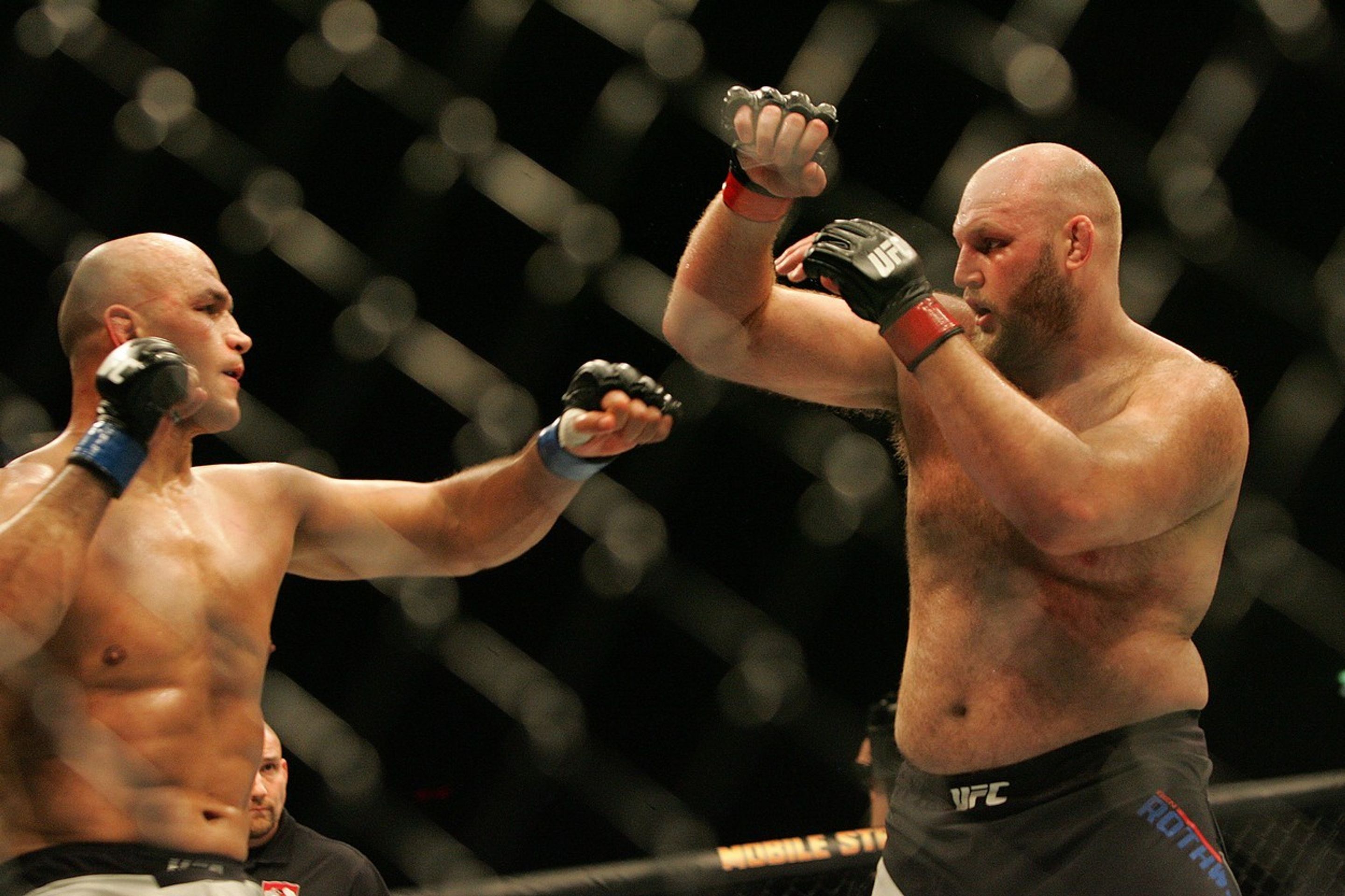 Junior dos Santos vs Ben Rothwell - 5 - GALERIE: Junior dos Santos vs Ben Rothwell (2/6)