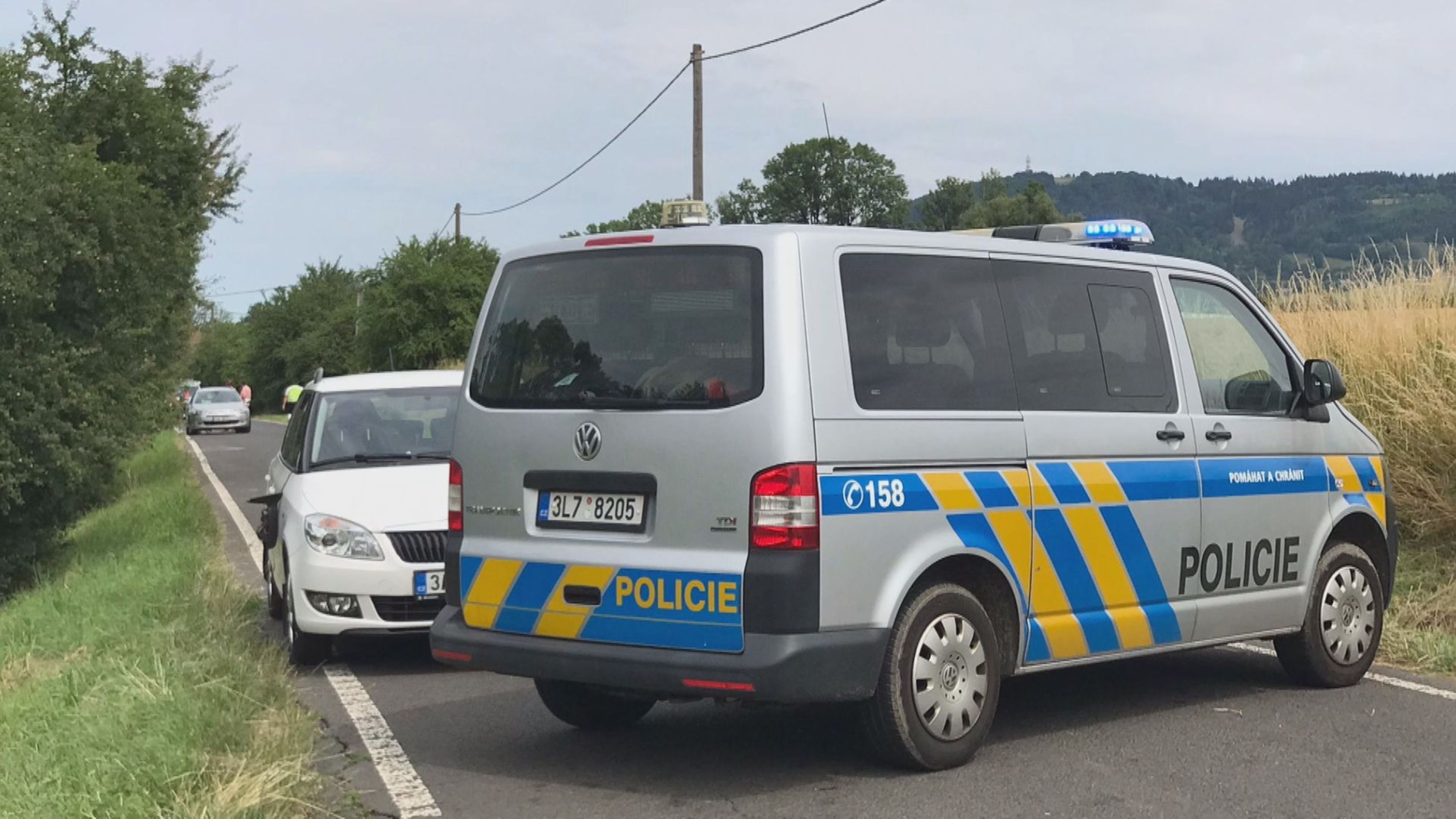 Nehoda auta a cyklistů - Nehoda auta a cyklistů (4/4)