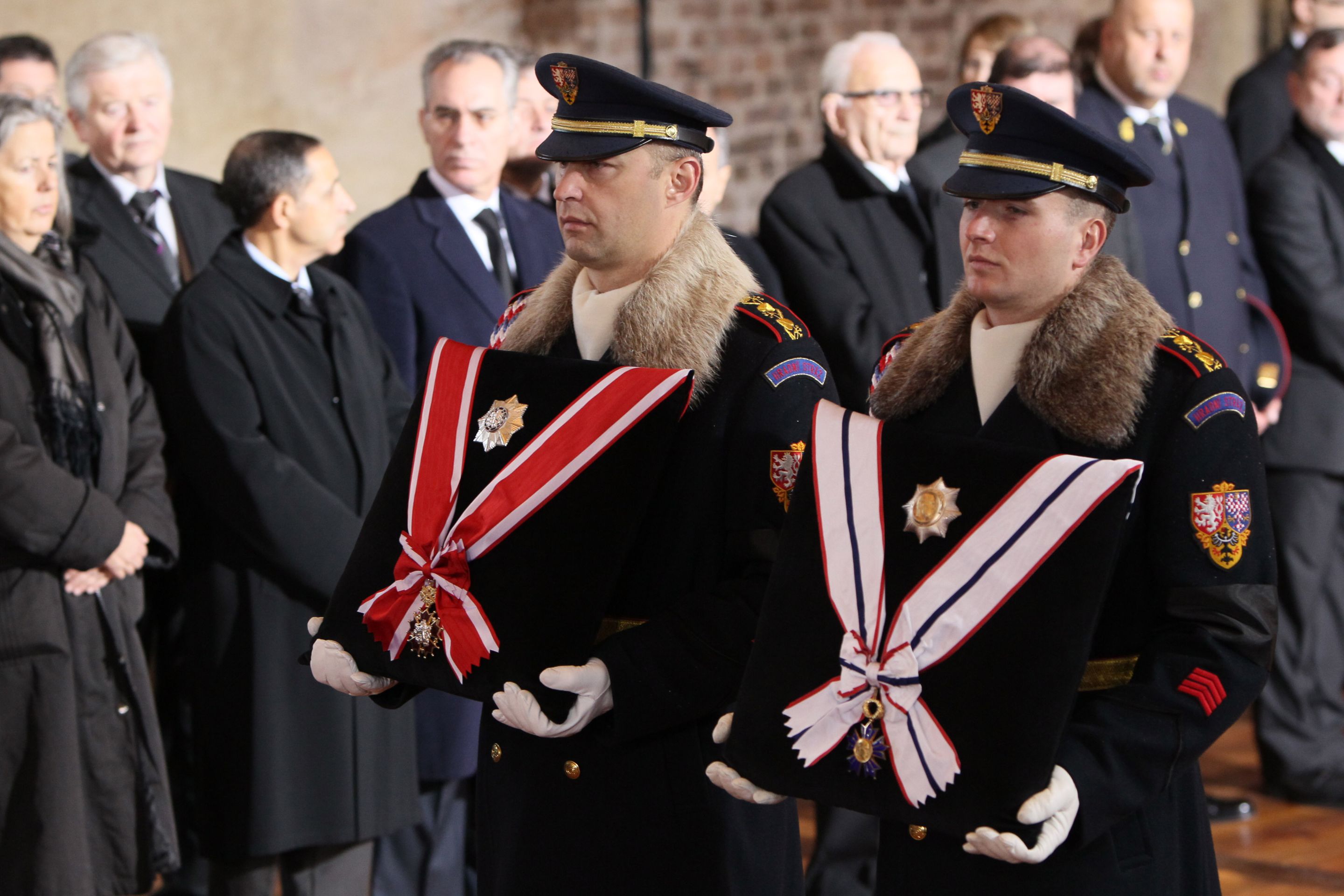 Smuteční průvod, Havel - 1 - Galerie: Havel na Hradě (14/16)