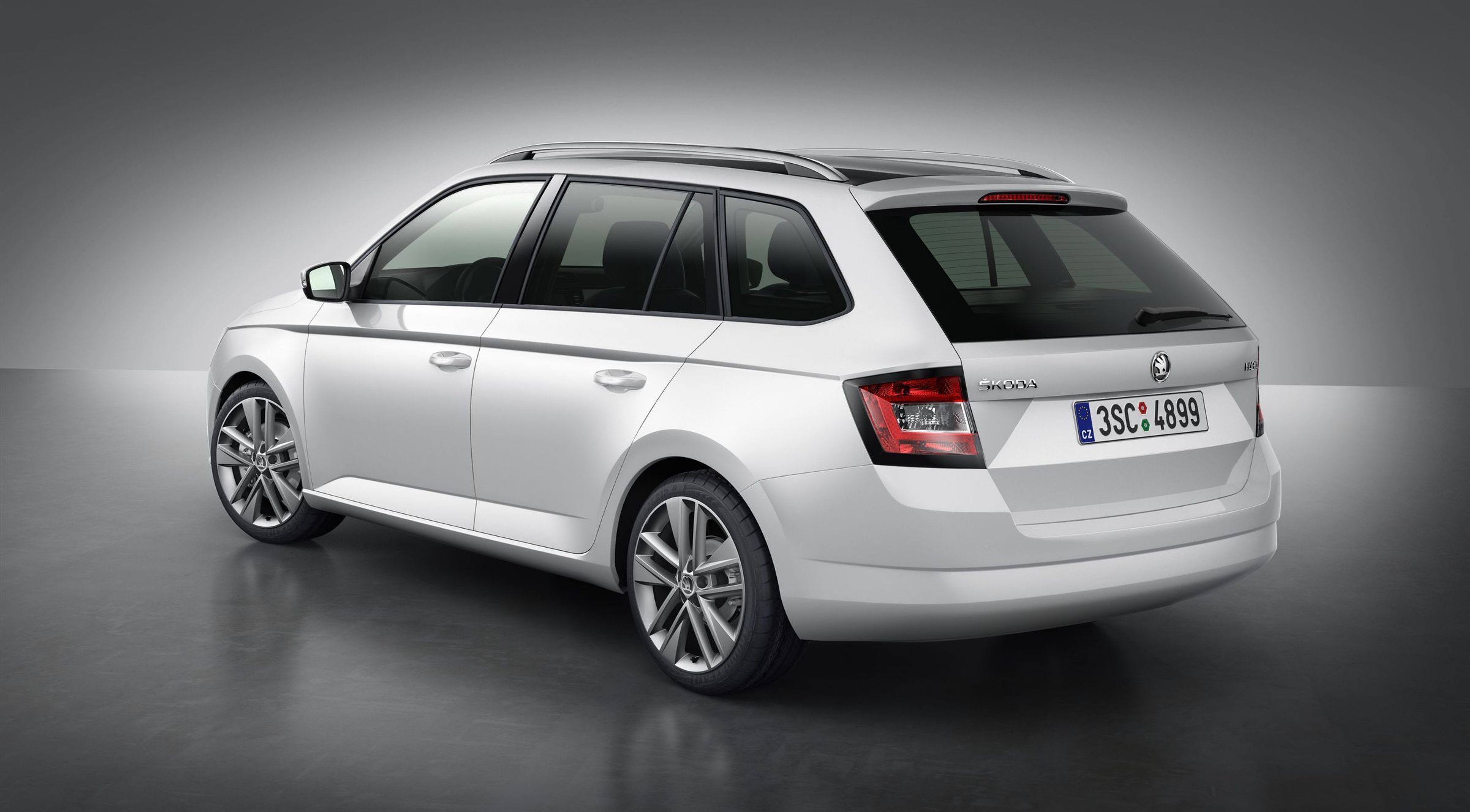 Škoda Fabia Combi 2014 - 3 - GALERIE: Škoda Fabia Combi 2014 (3/4)