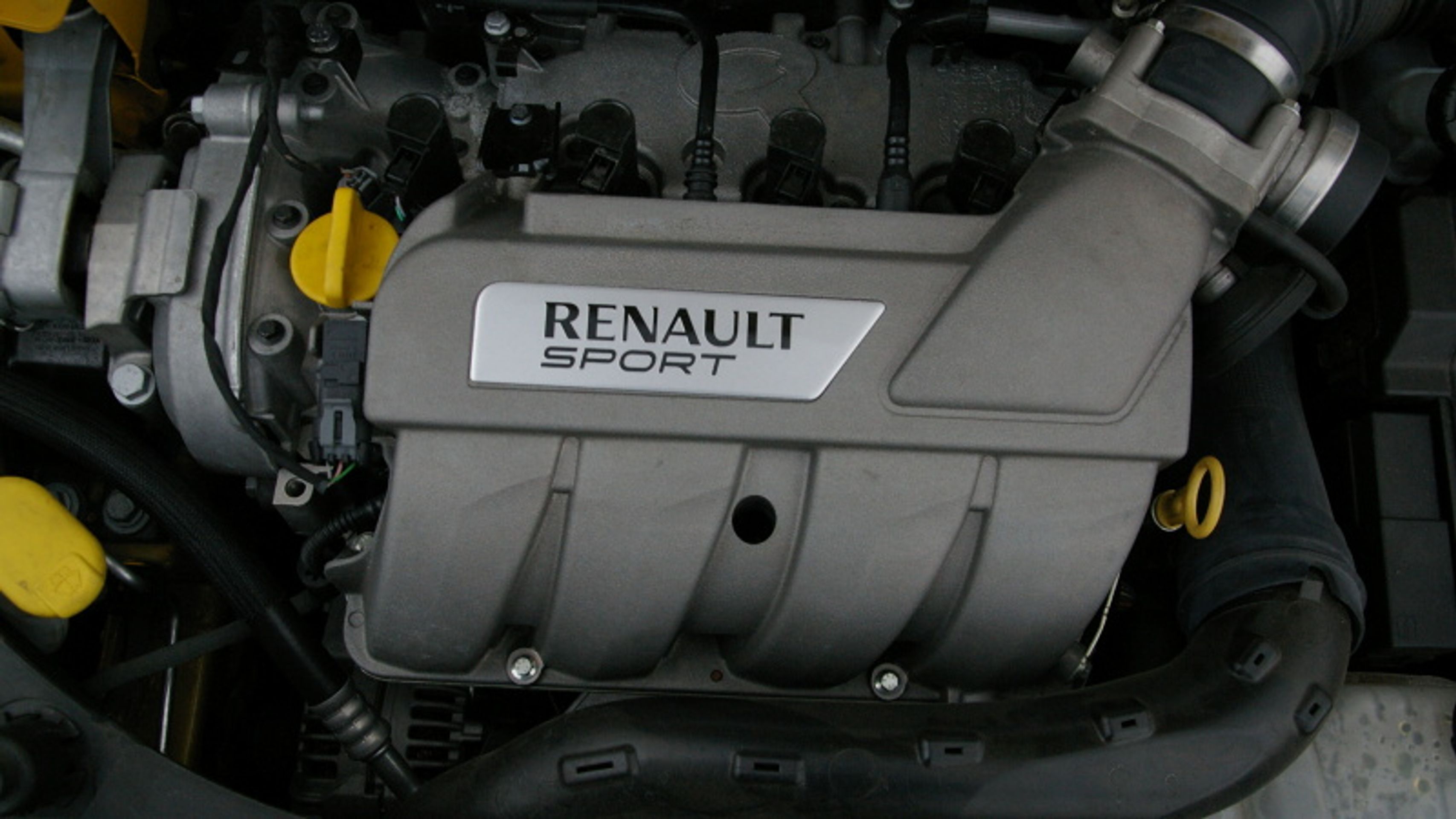 Renault Clio RS-5 - GALERIE Renault Clio RS (5/8)