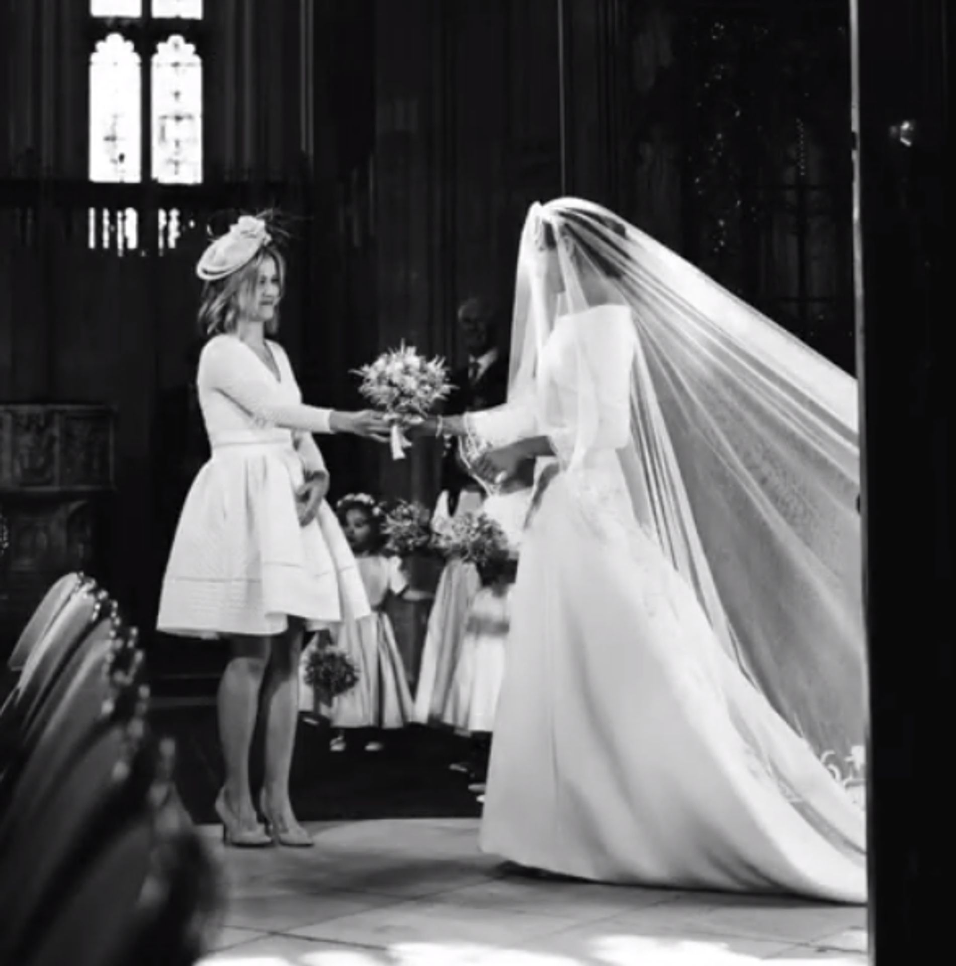 Meghan a Harry slaví výročí svatby - 4 - GALERIE: Meghan a Harry slaví výročí svatby (5/11)
