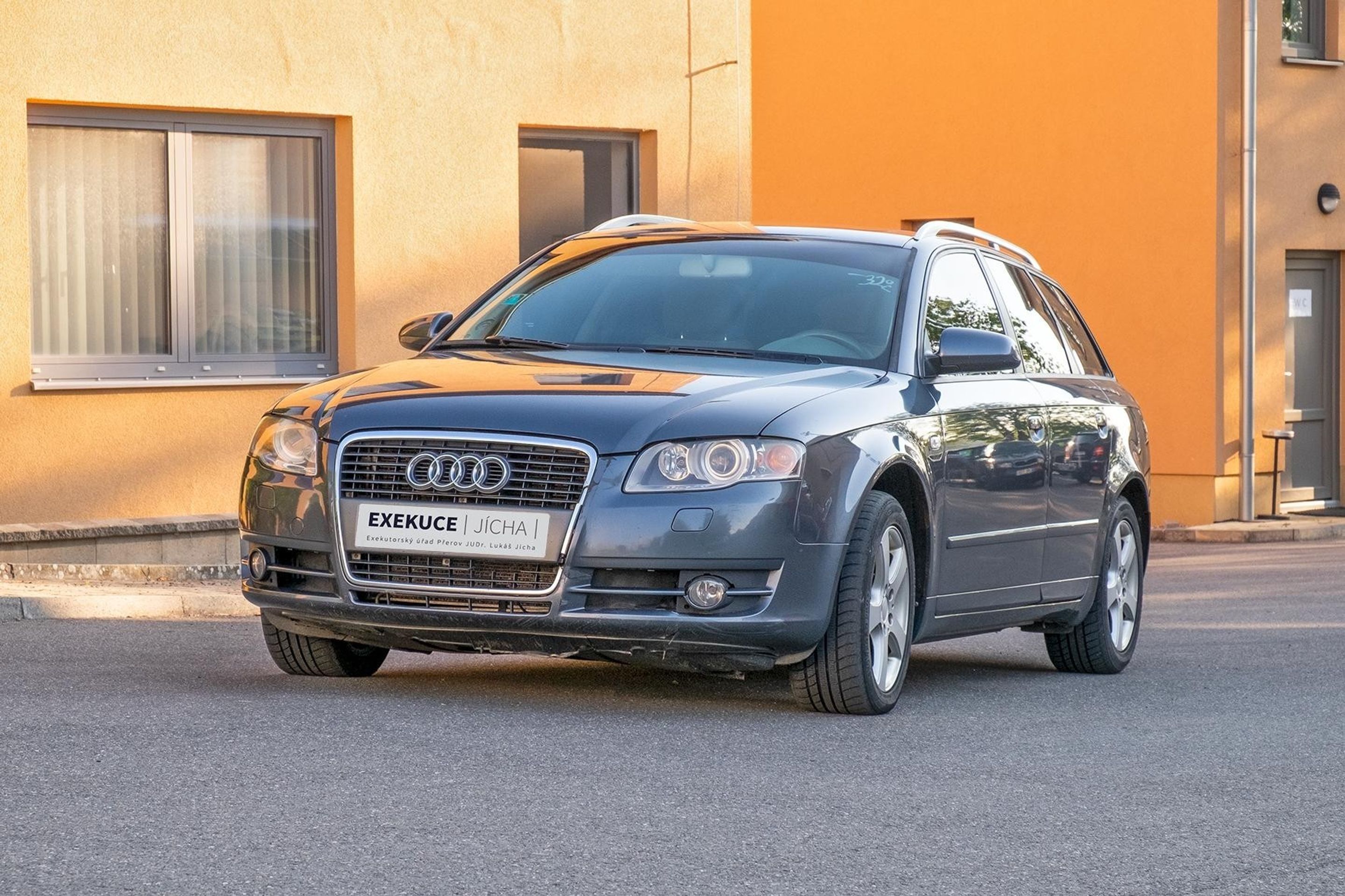 Dražba vozidel - Audi A4 Avant (nafta) - GALERIE: Dražba vozidel (20/20)