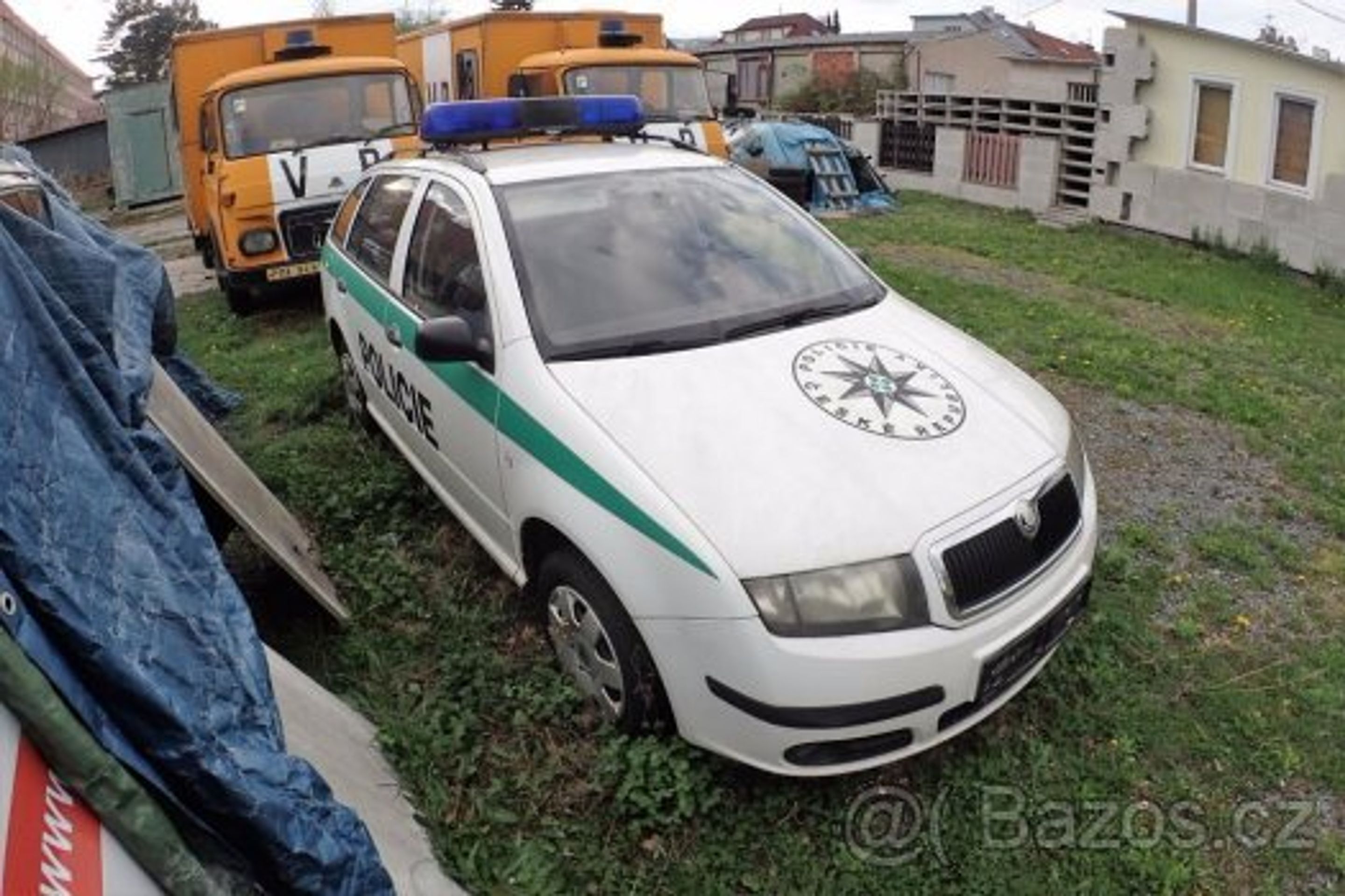 Fabia - 20 - FOTOGALERIE: Policejní Fabia na prodej (1/10)