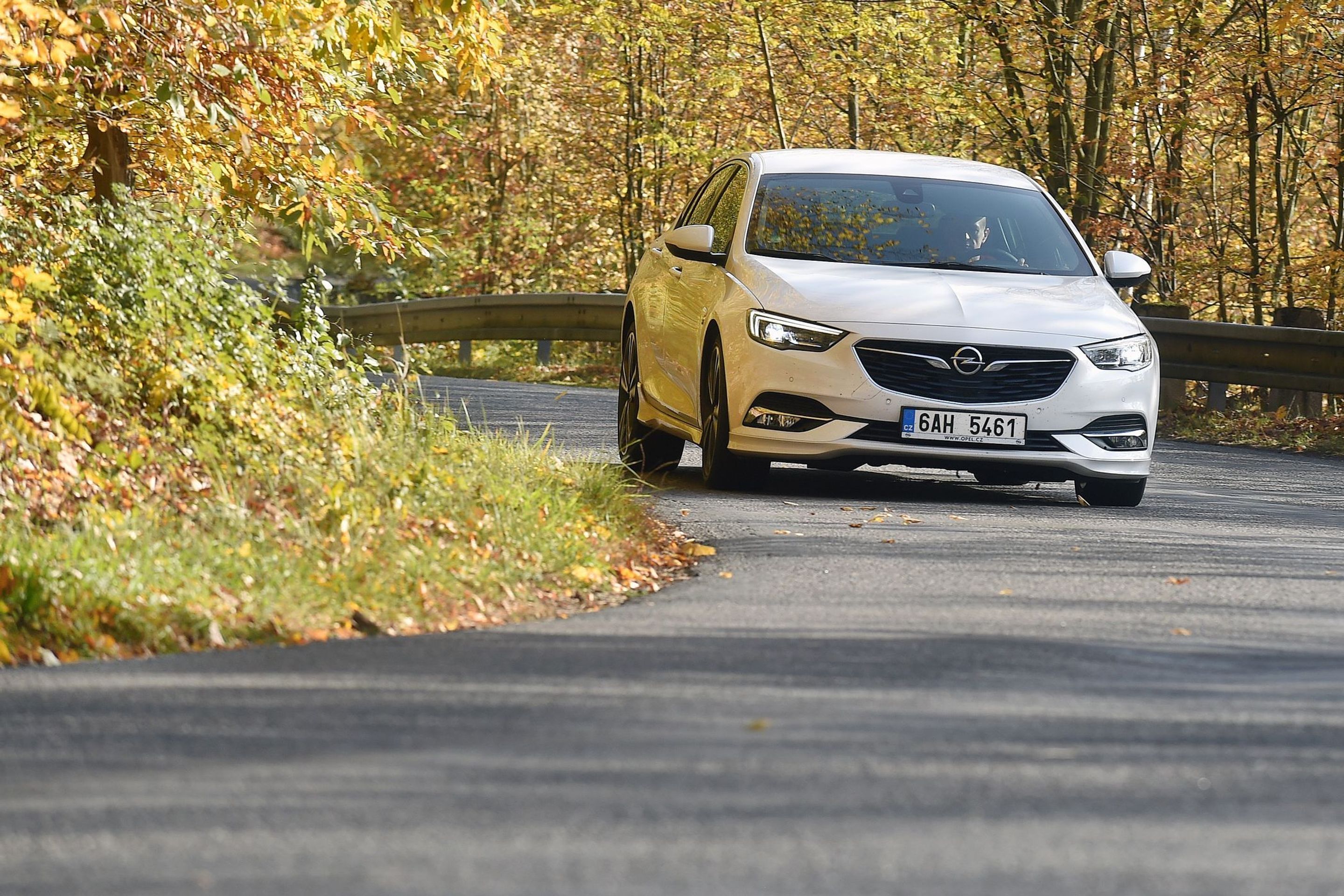 Opel Insignia - 14 - GALERIE: Opel Insignia (26/26)