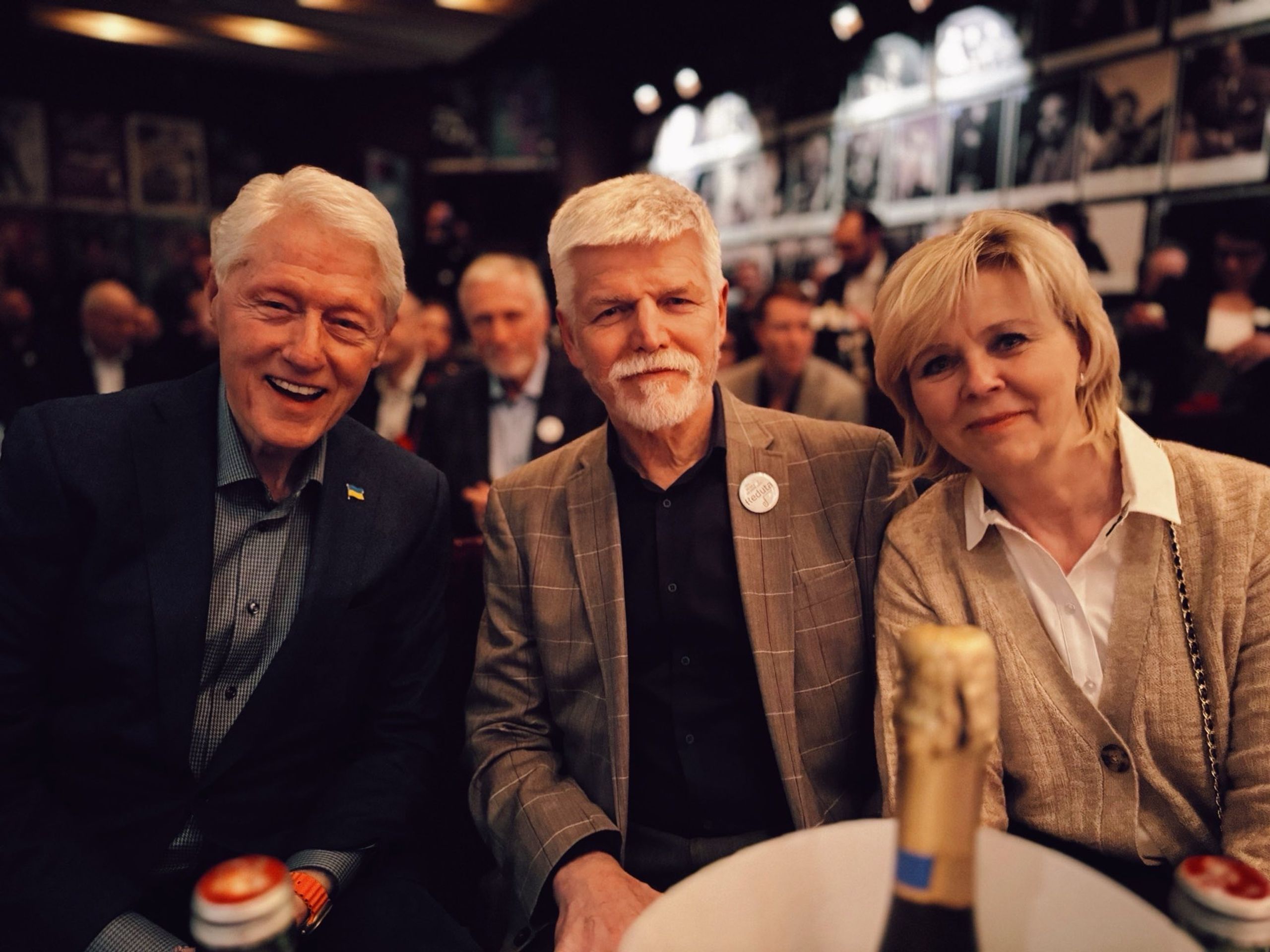 Bill Clinton, Petr Pavel a Eva Pavlová - Eva Pavlová (2/9)
