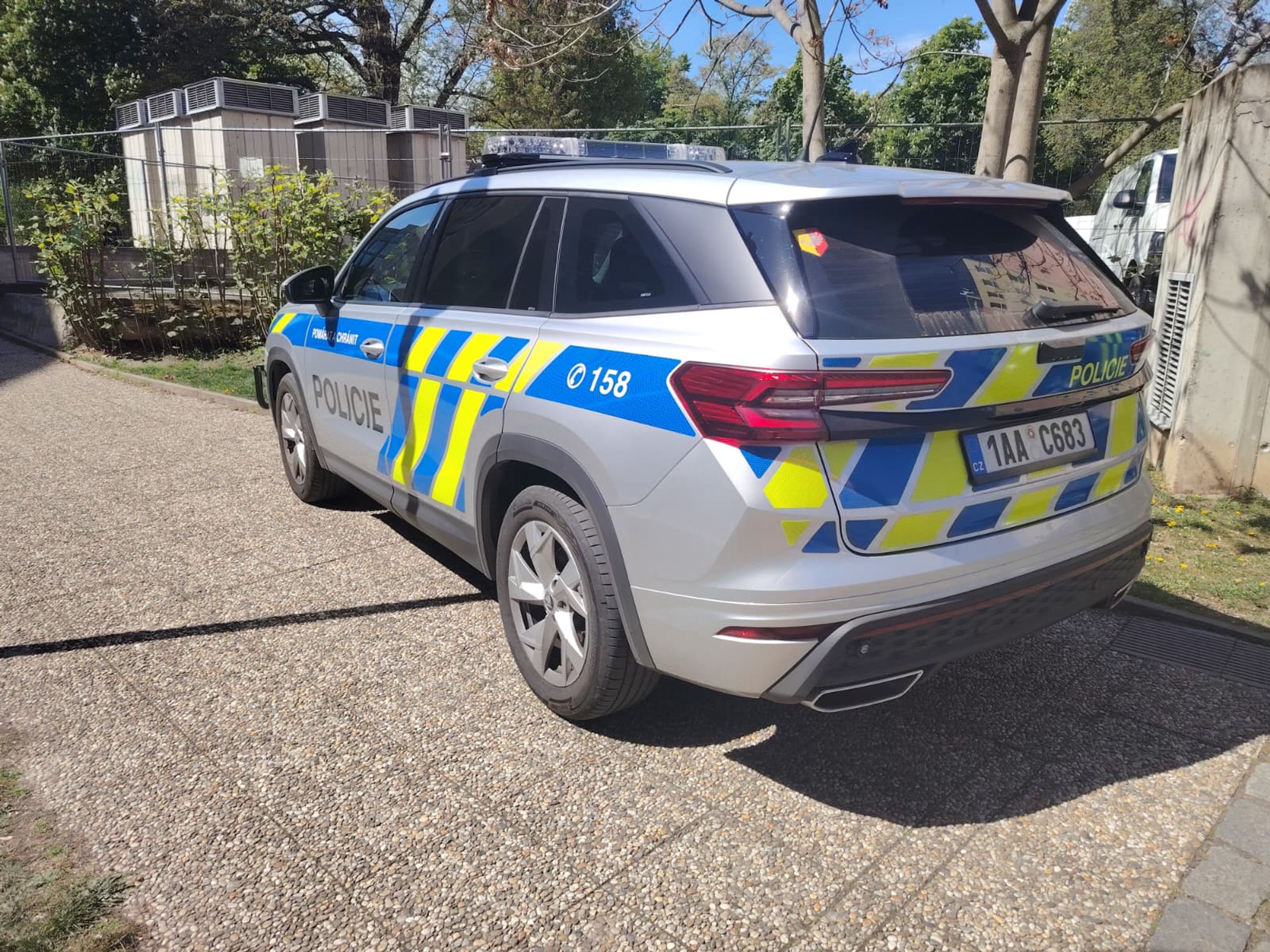 Policejní zásah v Unicornu - Policejní zásah v Unicornu (6/7)