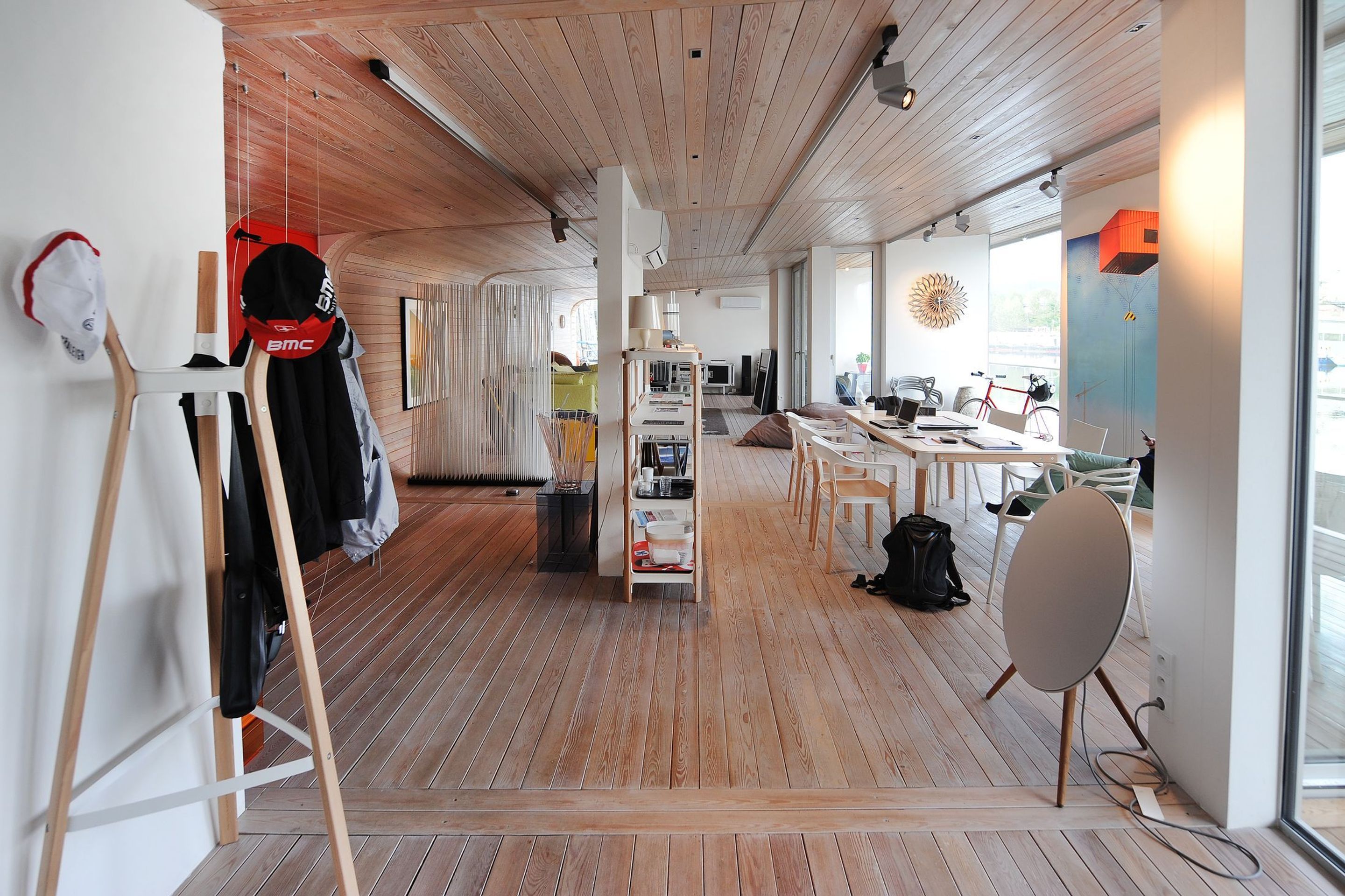 Hausbót Port X - 9 - GALERIE: Luxusní hausbót na Vltavě (13/23)