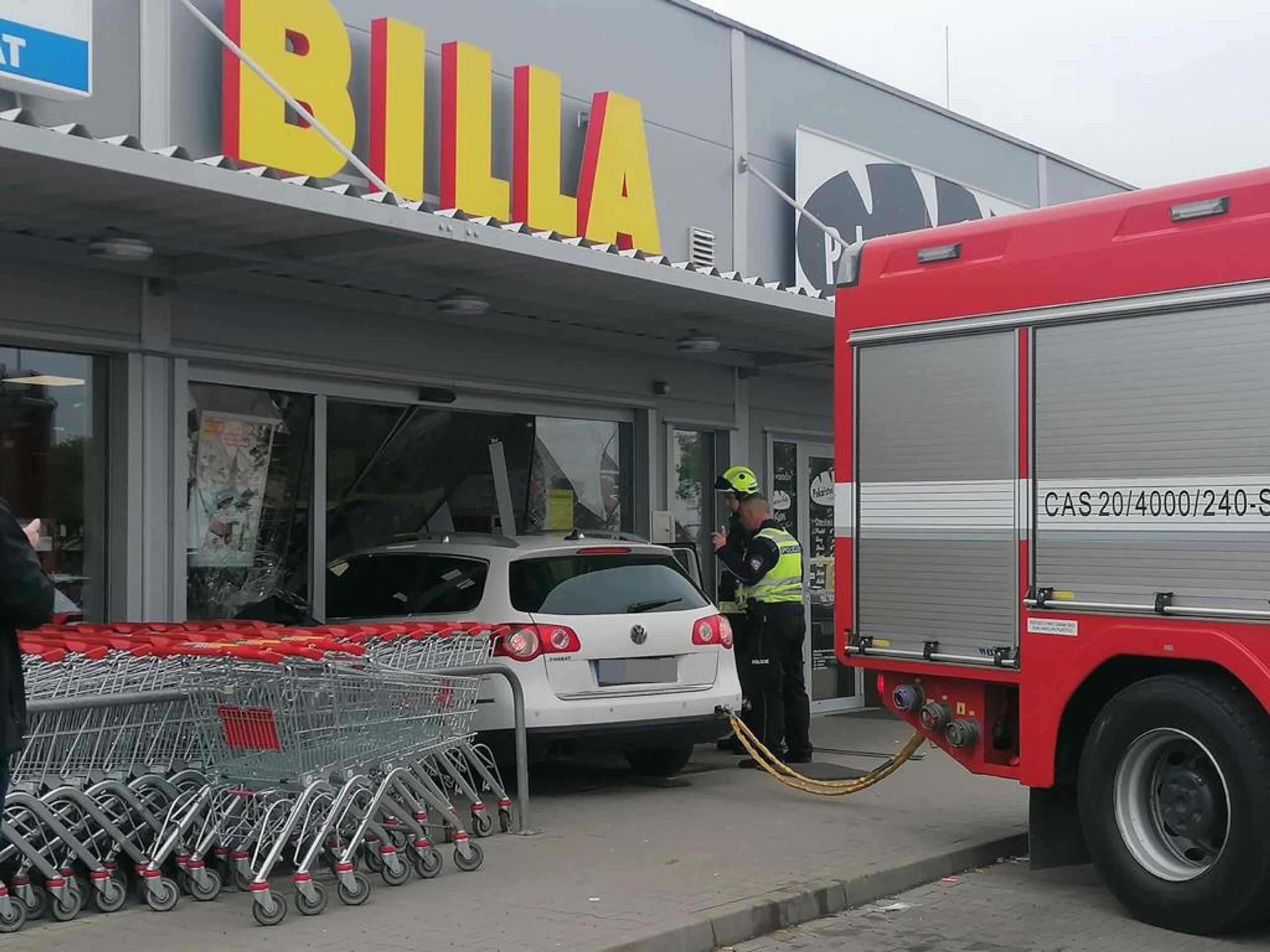 Auto vjelo do supermarketu - Auto vjelo do supermarketu (3/6)