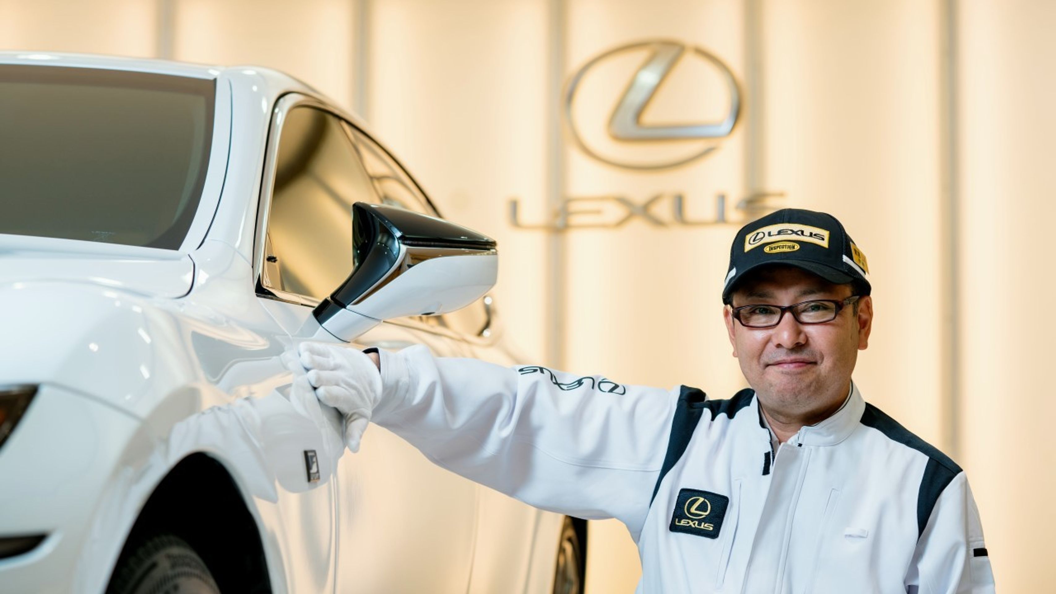 Mistři Takumi při kontrole vozů Lexus - 28 - Fotogalerie: Mistři Takumi v akci (15/15)