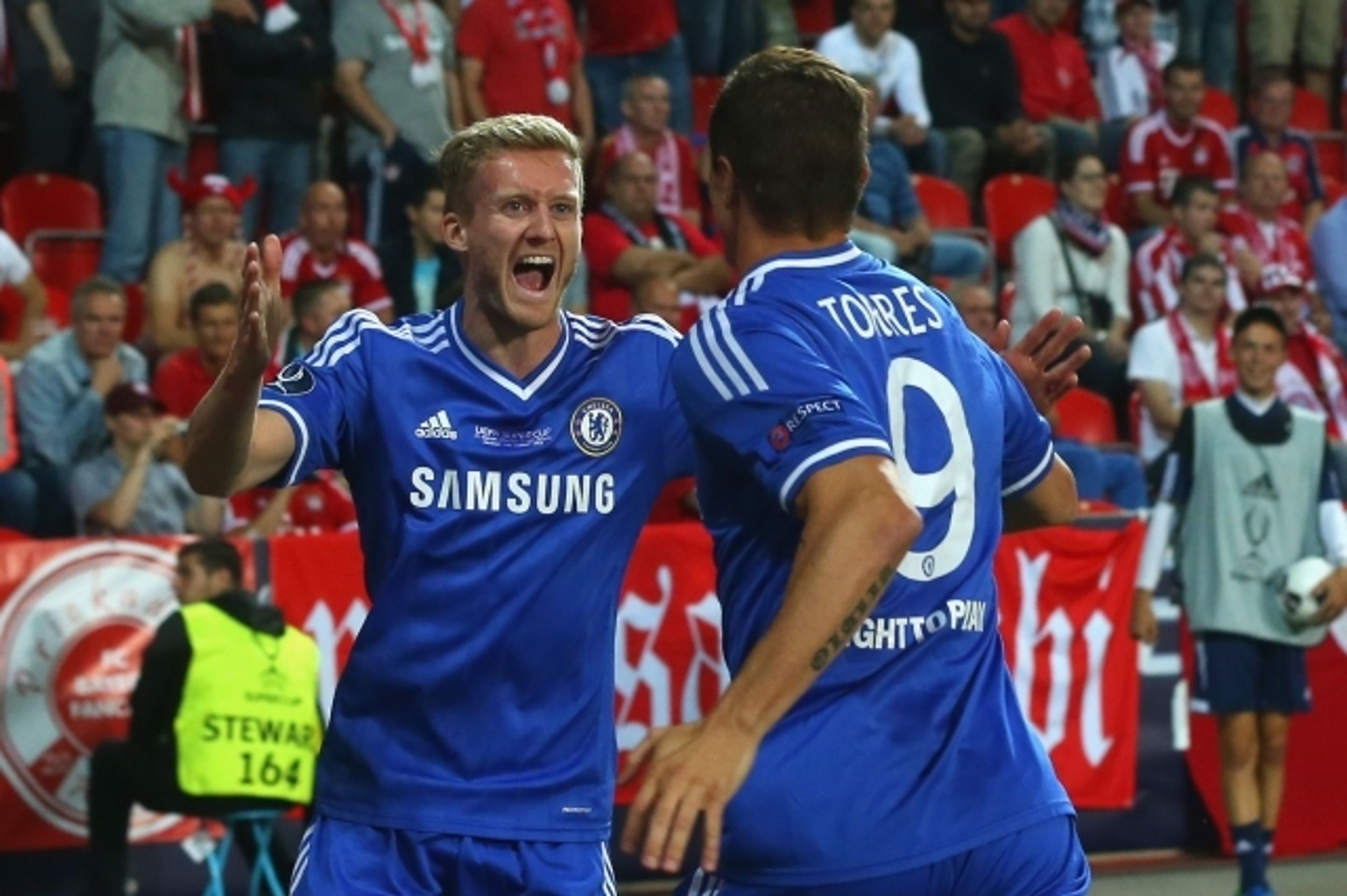 Superpohár v Edenu: Bayern - Chelsea - 26 - GALERIE: Superpohár Bayern - Chelsea v Edenu (26/28)