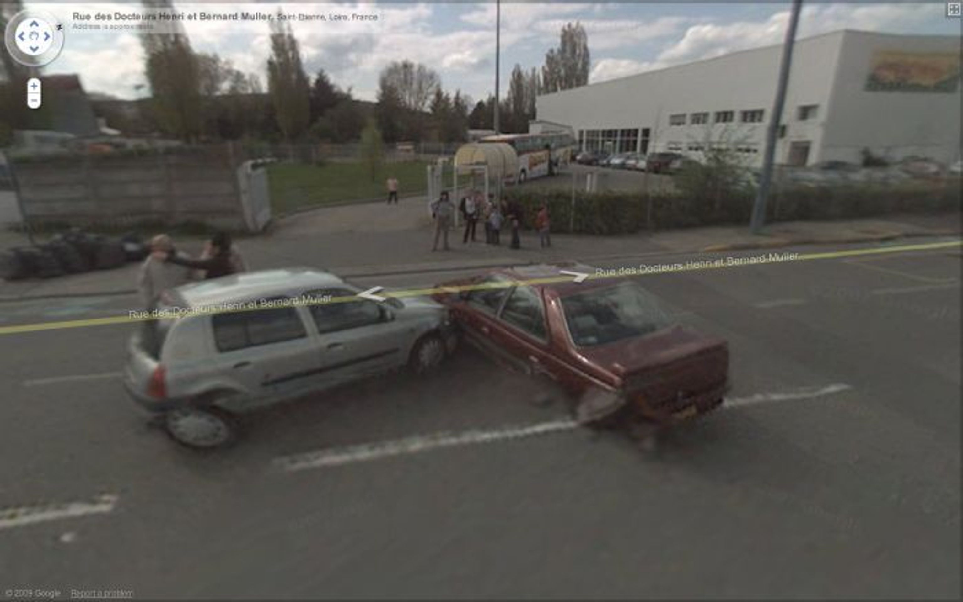 Nehody zachycené na Google Street View - 2 - GALERIE: Nehody zachycené na Google Street View (2/10)